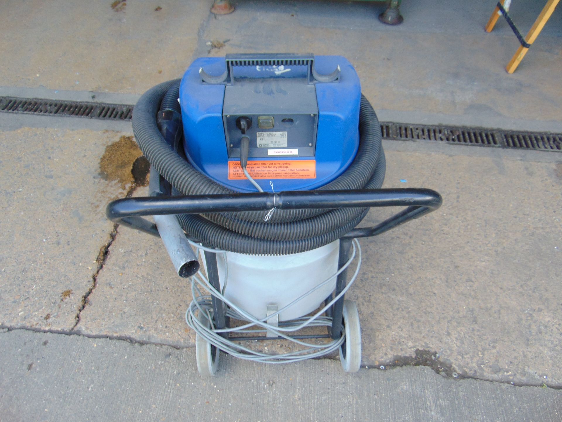 Euro Clean Shop Vacuum on Trolley - Image 5 of 6