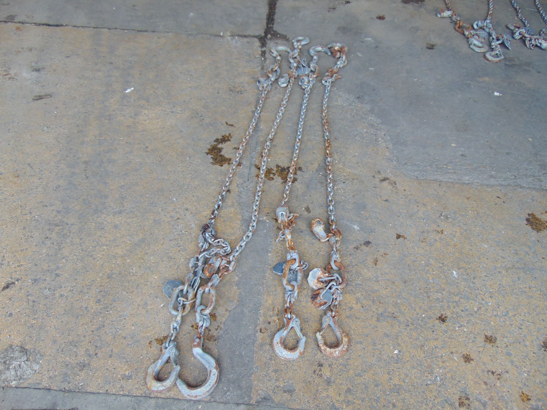 4 x 6ft Heavy-Duty Chains - Image 4 of 4