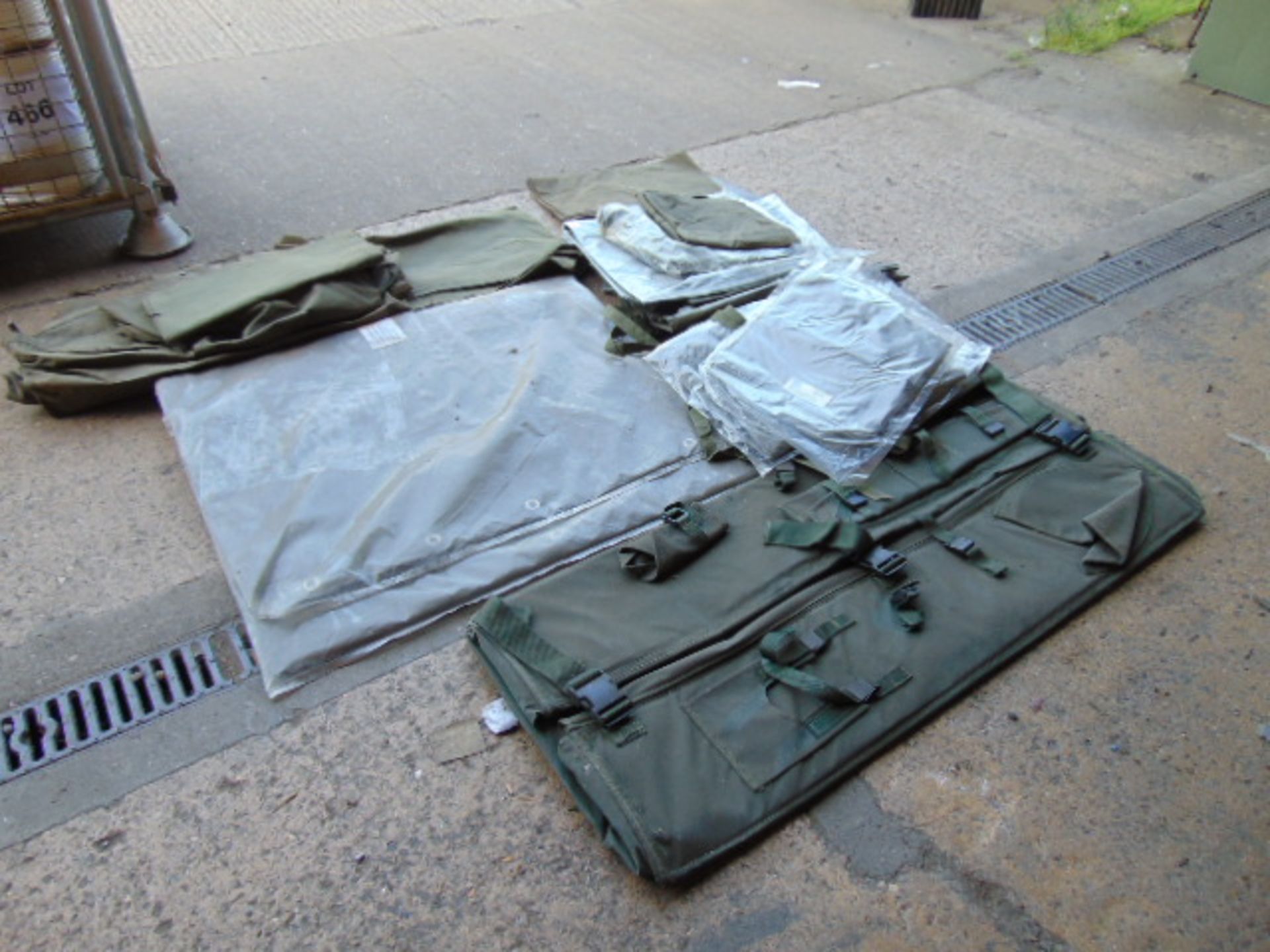 Unissued Vehicle Equipment Bags, Covers, Windscreen Covers Land Rovers etc - Image 5 of 5