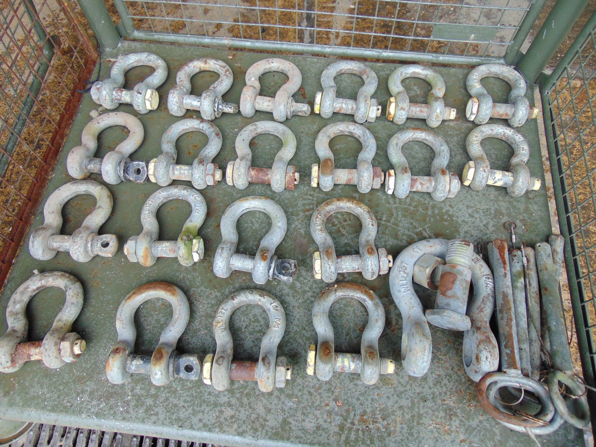 21 x HD Recovery D Shackles, Pins etc - Image 4 of 4