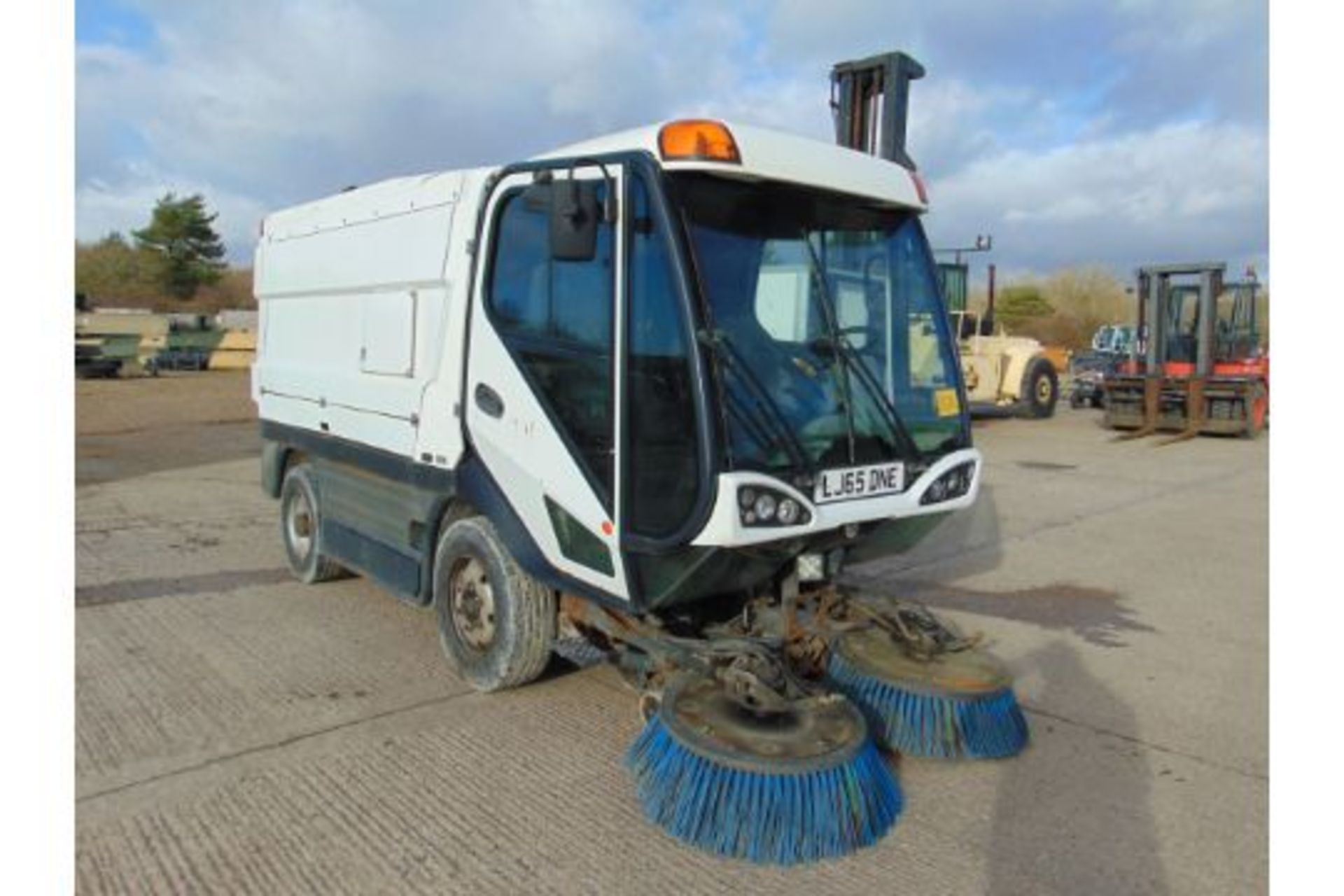2015 Johnston CX400 EURO 5 Road Sweeper - Image 7 of 22