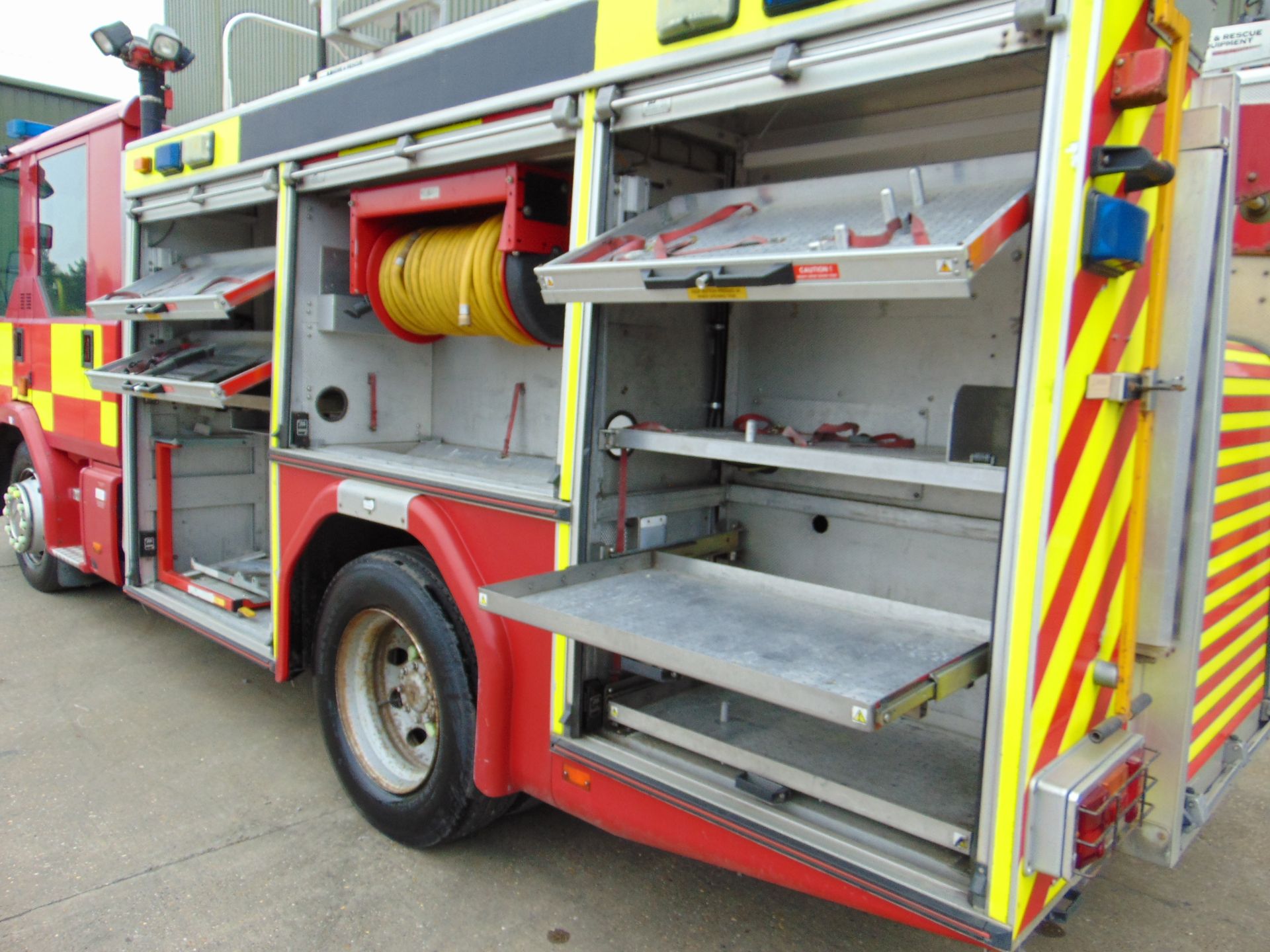 2001 Dennis Sabre Fire Engine - Cummins C260 Diesel Engine - Image 39 of 91