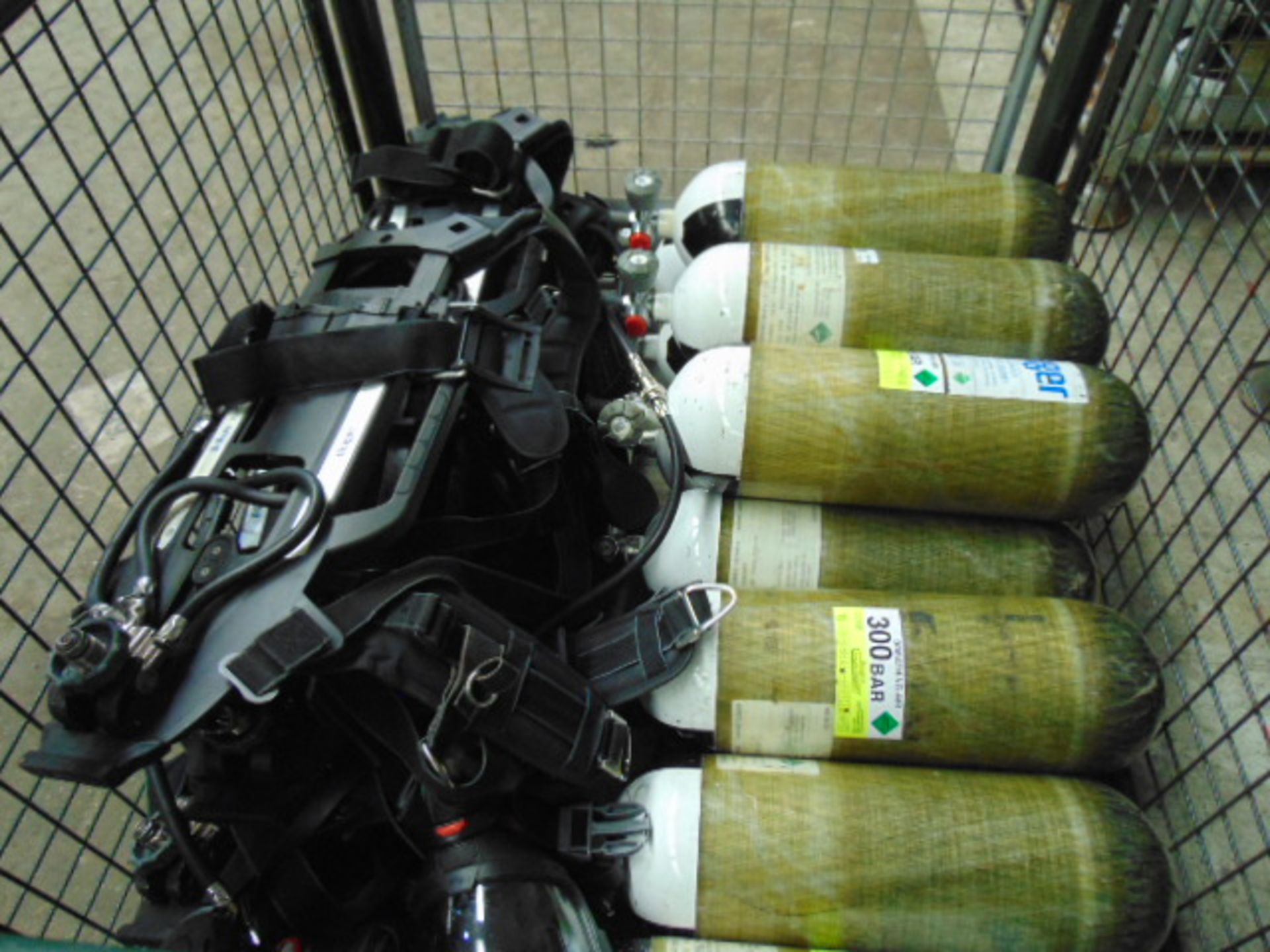 5 x Drager PSS 7000 Self Contained Breathing Apparatus w/ 10 x Drager 300 Bar Air Cylinders - Image 24 of 28
