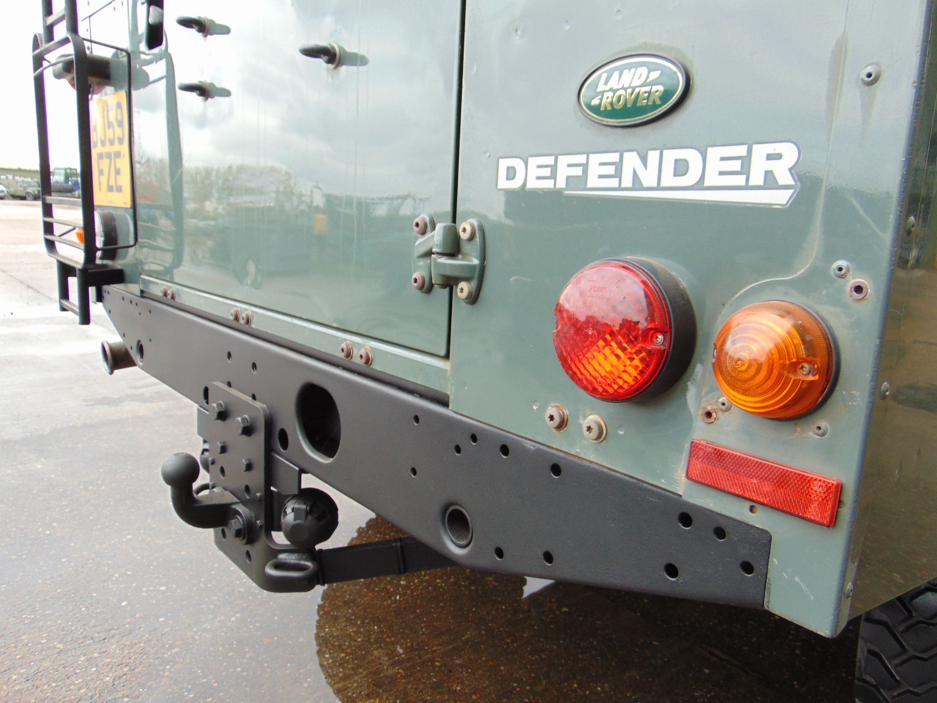 2009 Land Rover Defender110 Hard Top Diesel Light 4 x 4 Utility 59,000 mls, winch From UK Govt Dept - Bild 23 aus 67
