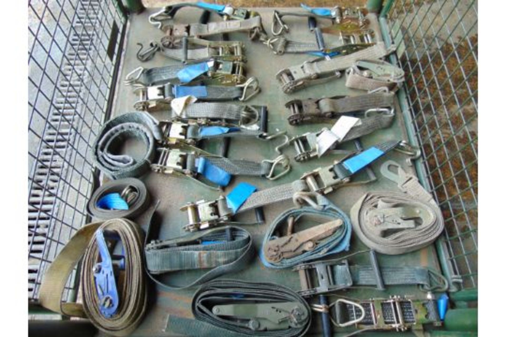 1 x Stillage Various Assortment of Ratchets & Straps - Image 3 of 4