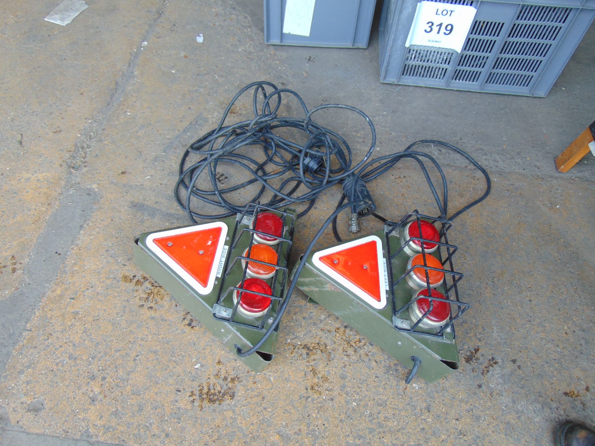 2 x Nrw Unissued Trailer Marker Light Kit c/w Cables and Nato Plugs - Image 2 of 5