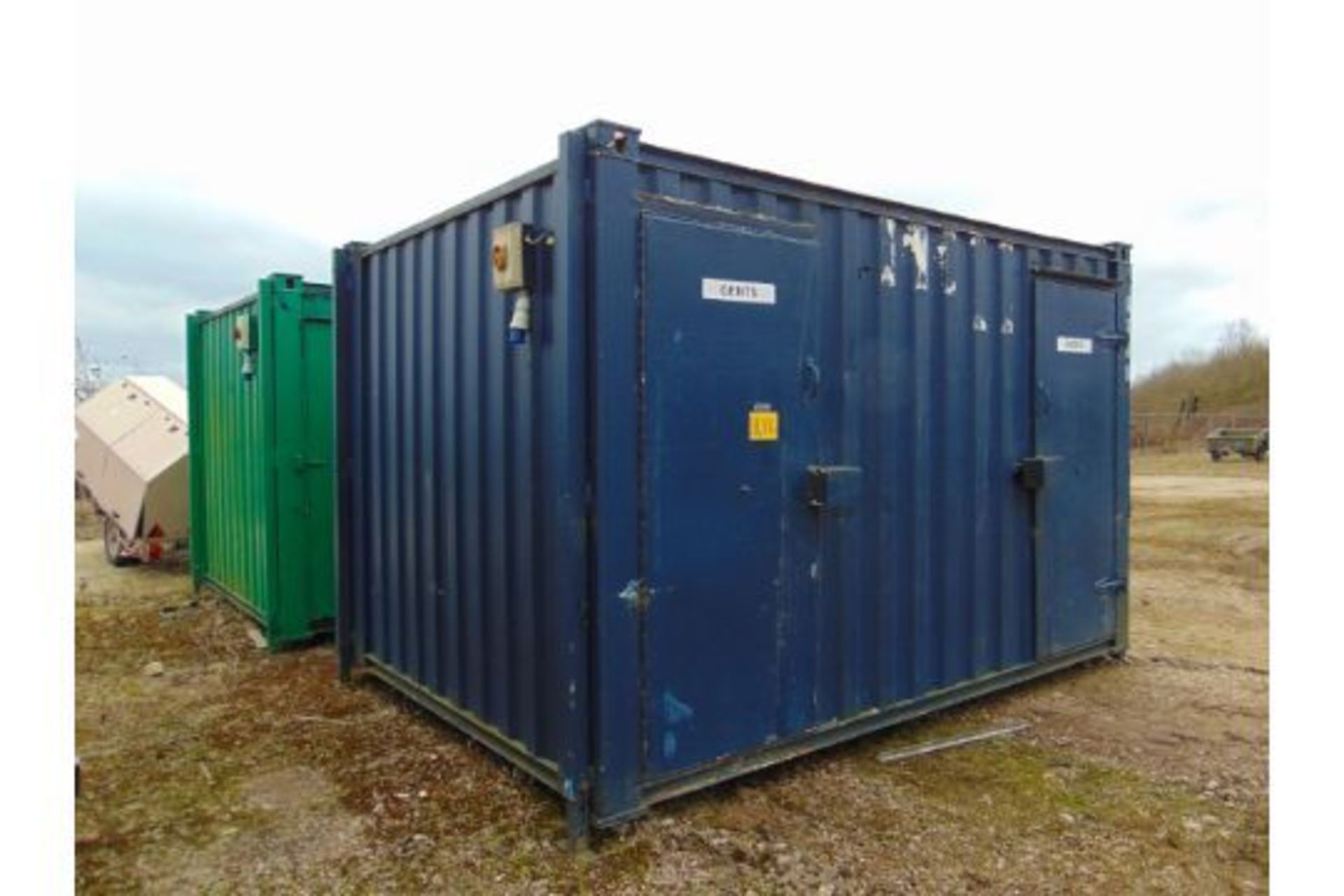 Male / Female Dual Compartment Toilet Block - Bild 2 aus 24