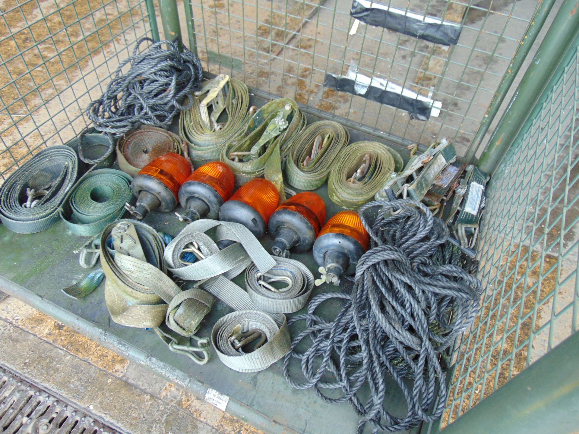1 x Stillage Ratchet Straps Rotating Beacons etc from MoD - Image 3 of 6