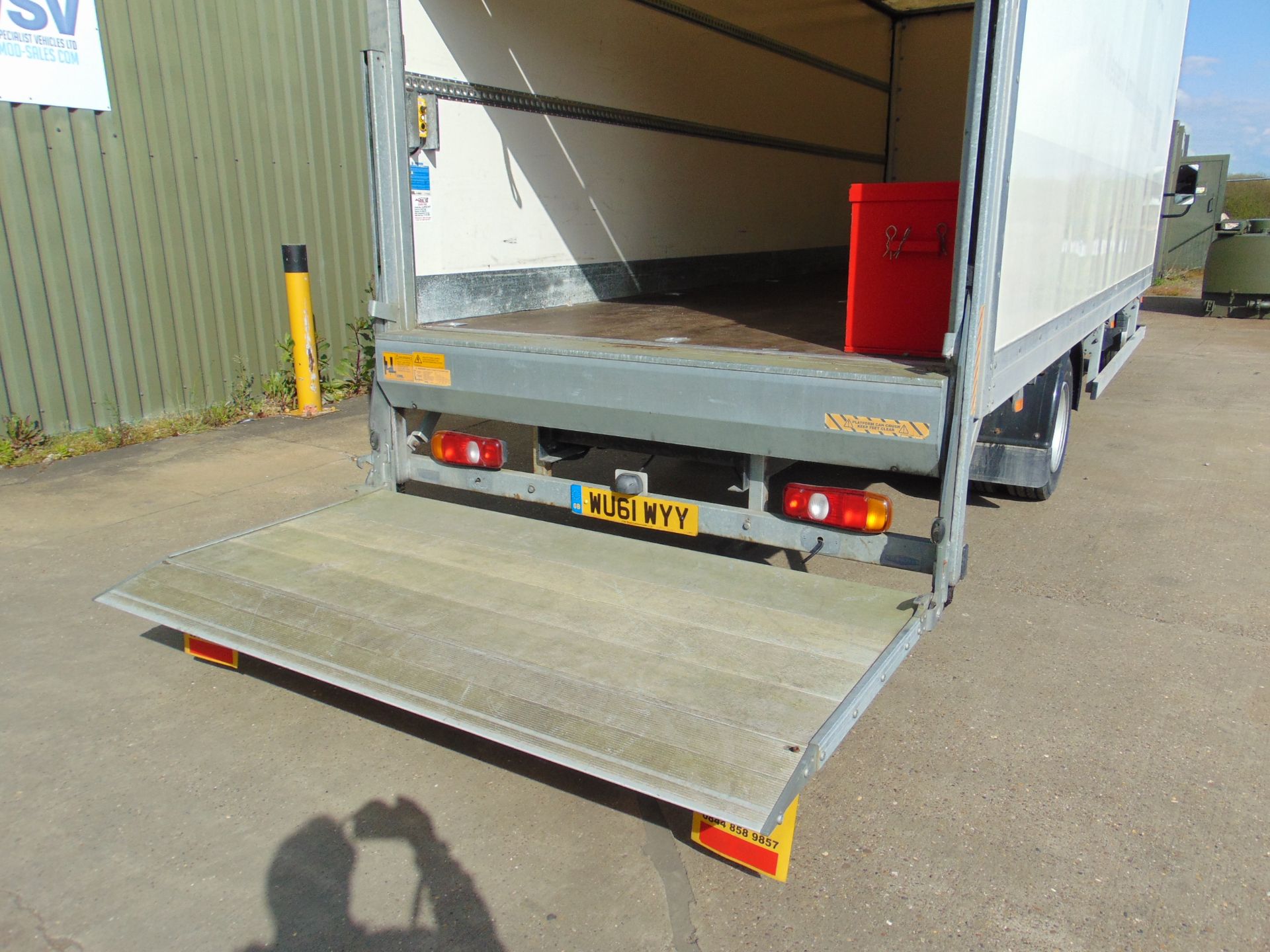 2011 Mitsubishi Fuso Canter Box lorry 7.5T - Only 5400 Miles! - Image 43 of 51