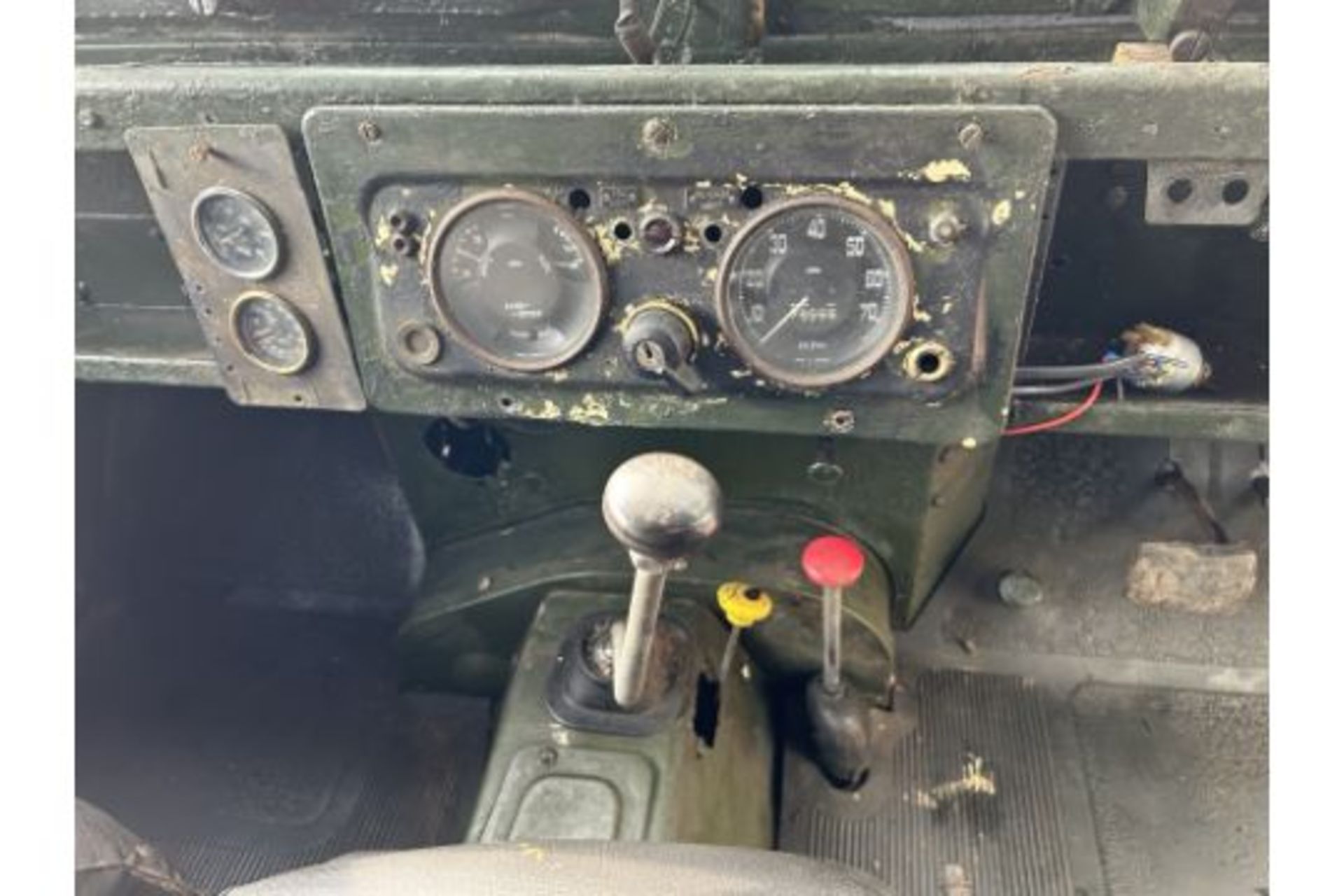 V Rare Land Rover Series 1 107inch truck cab pick up with a large selection of Spare Parts - Bild 37 aus 67