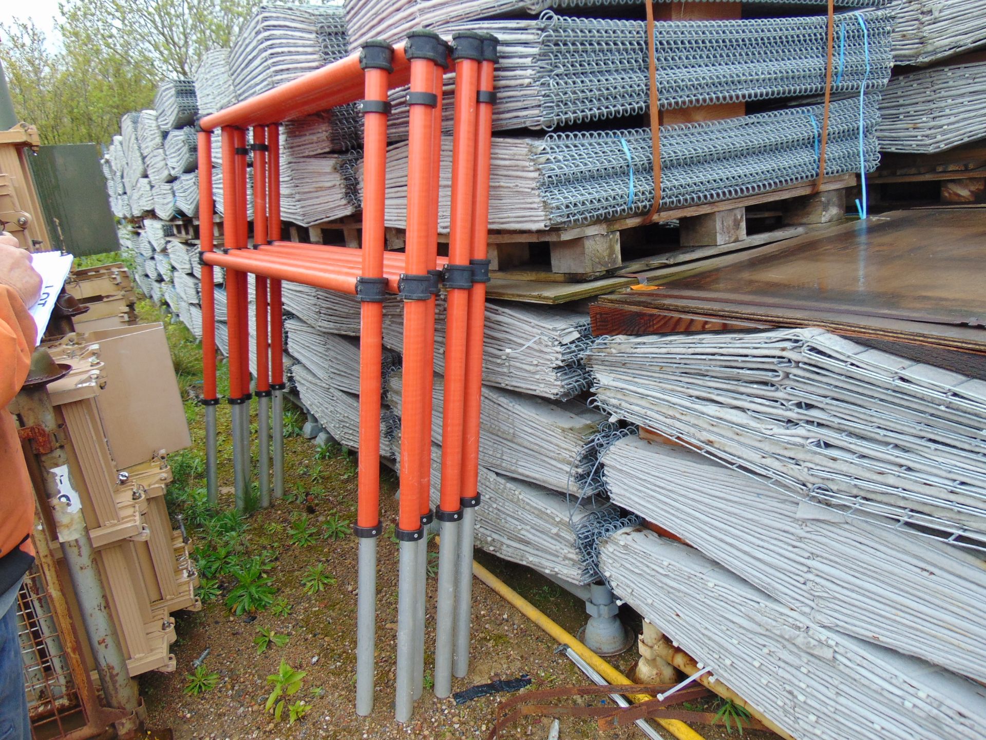 5 x Aluminium 6ft Fence Barriers