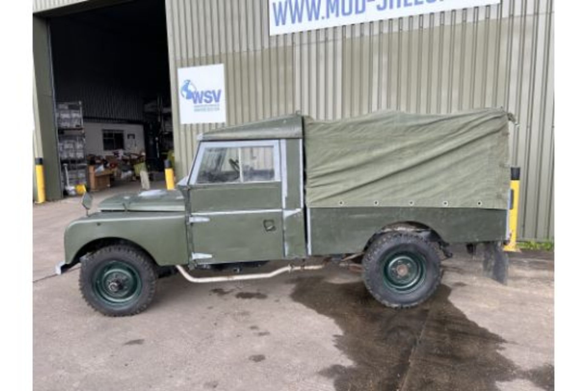 V Rare Land Rover Series 1 107inch truck cab pick up with a large selection of Spare Parts - Bild 5 aus 67