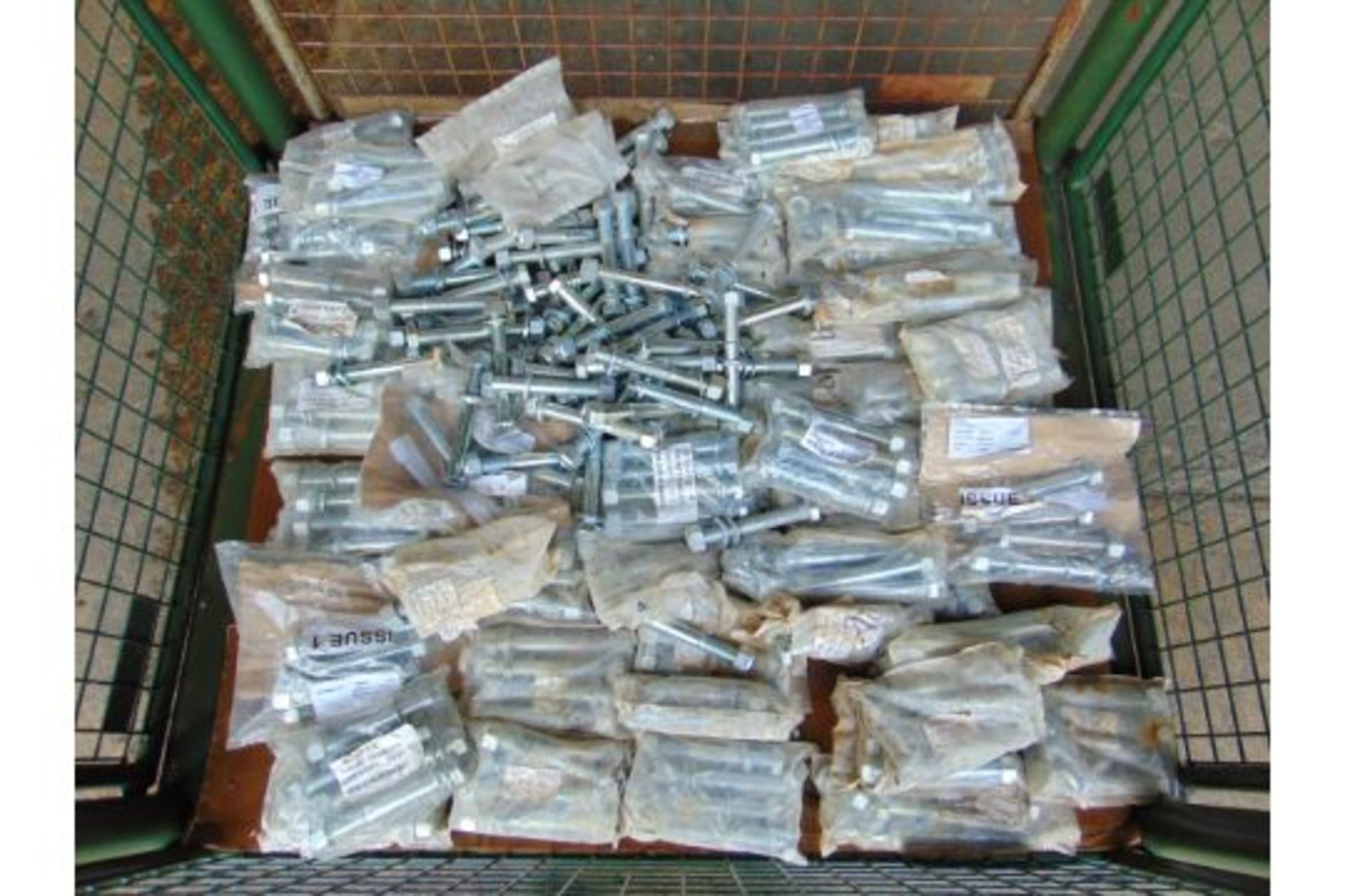 Approx. 250 M20 x 150 Grade 8.8 Bolts, Washers & Nuts