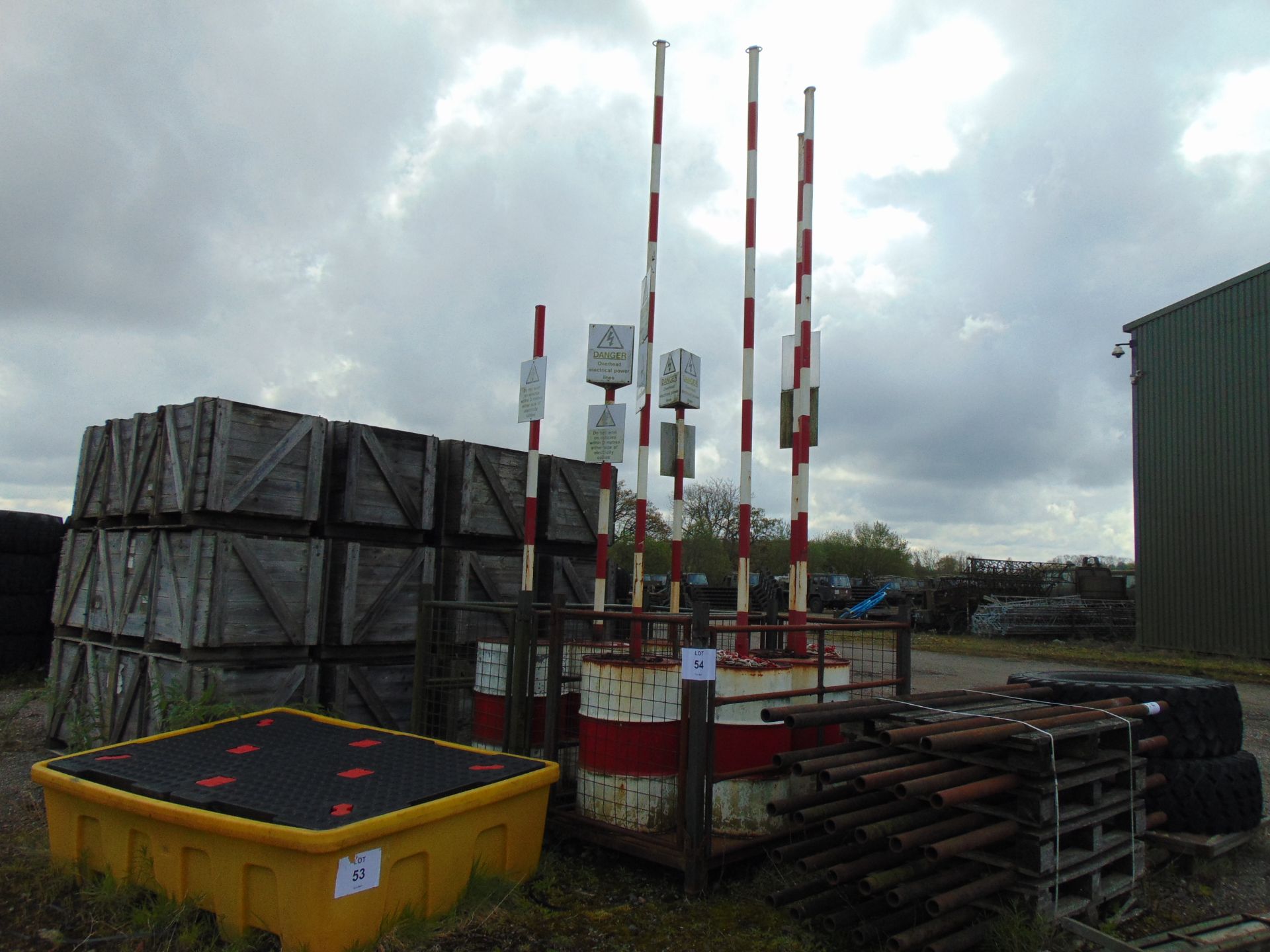 7 x Warning Height Signs for Overhead Cables etc c/w Chains etc - Image 2 of 4