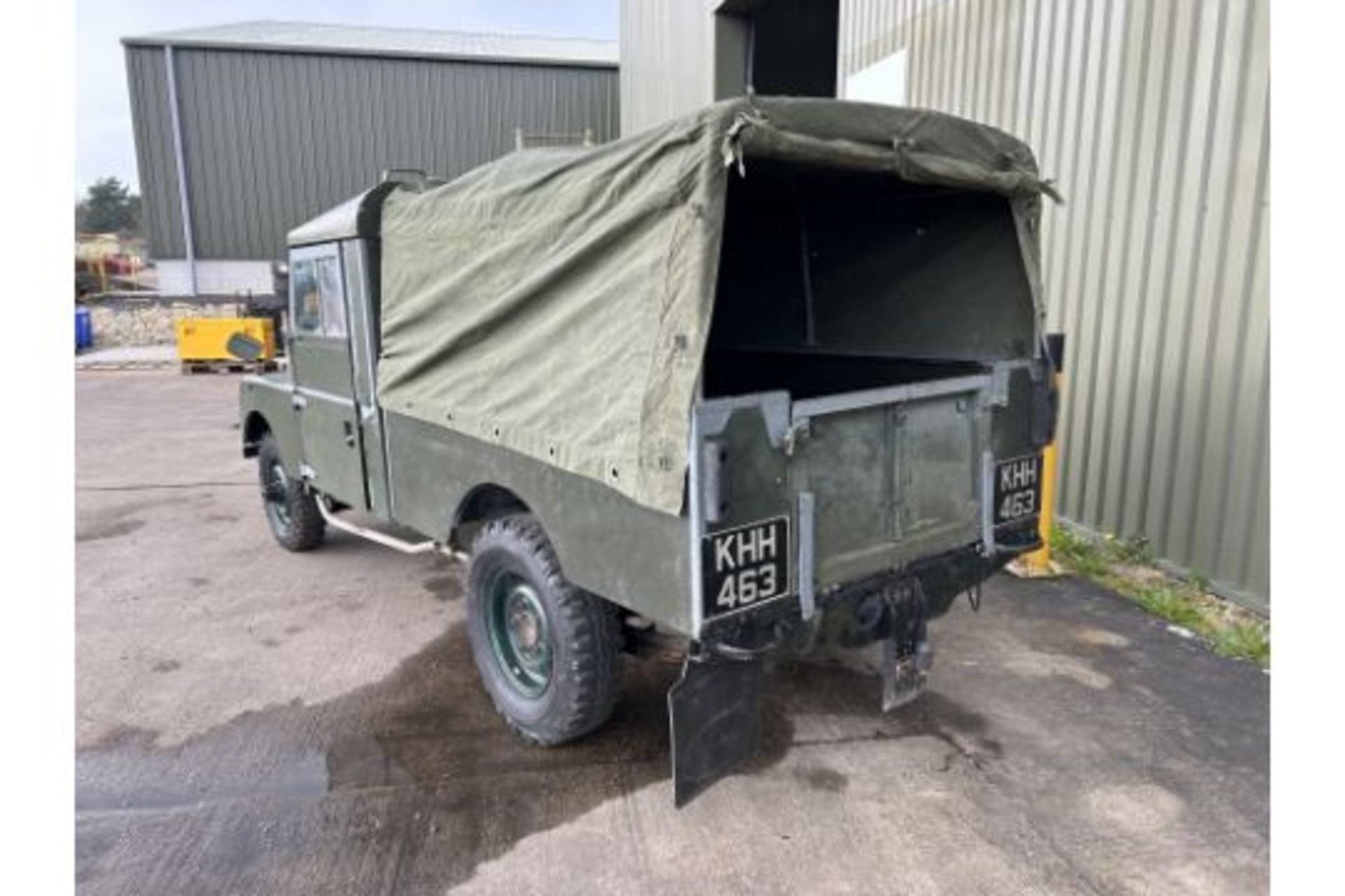 V Rare Land Rover Series 1 107inch truck cab pick up with a large selection of Spare Parts - Bild 6 aus 67