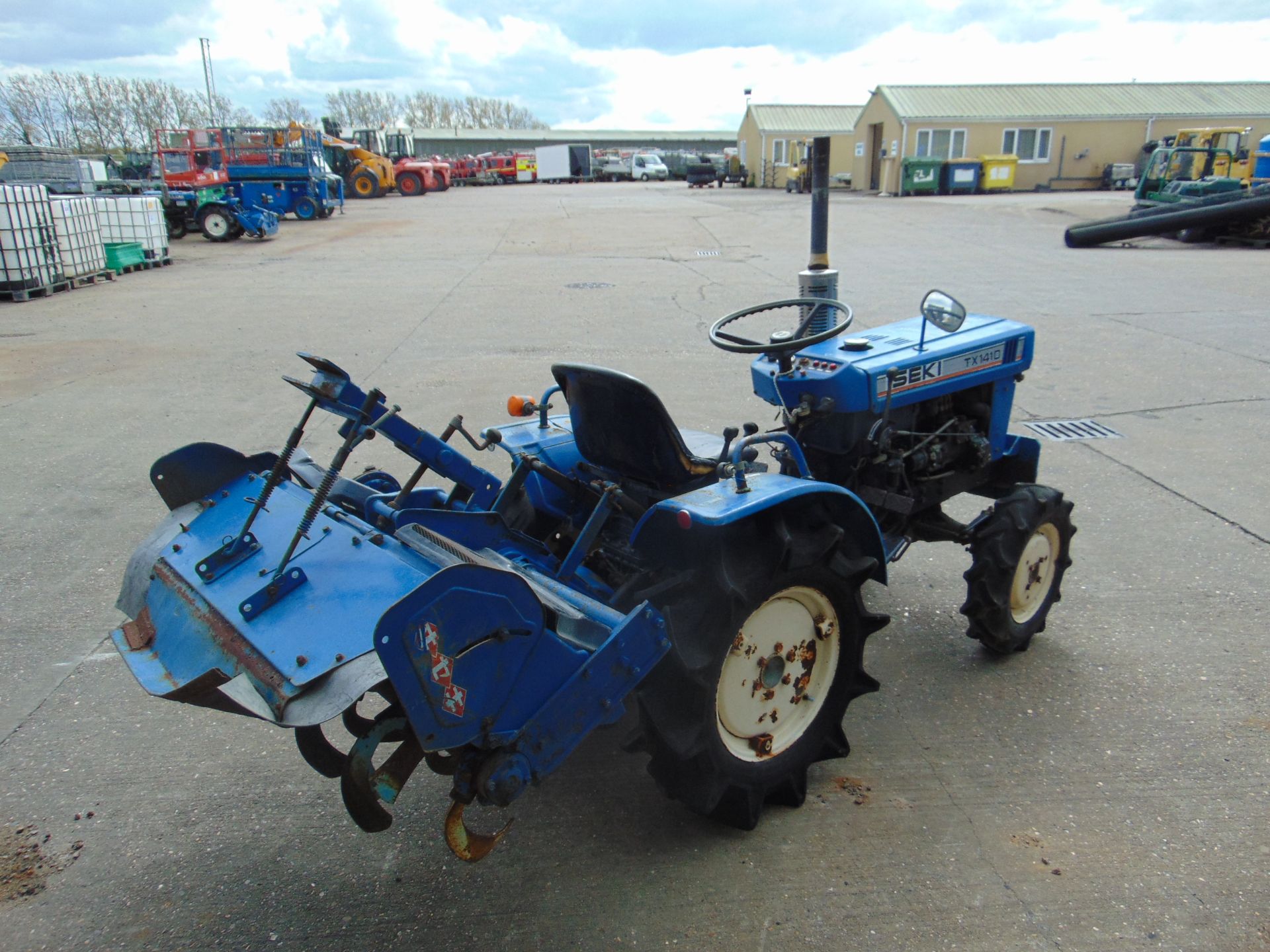 Iseki TX1410 4x4 Compact Tractor w/ Rotary Tiller - Image 5 of 24