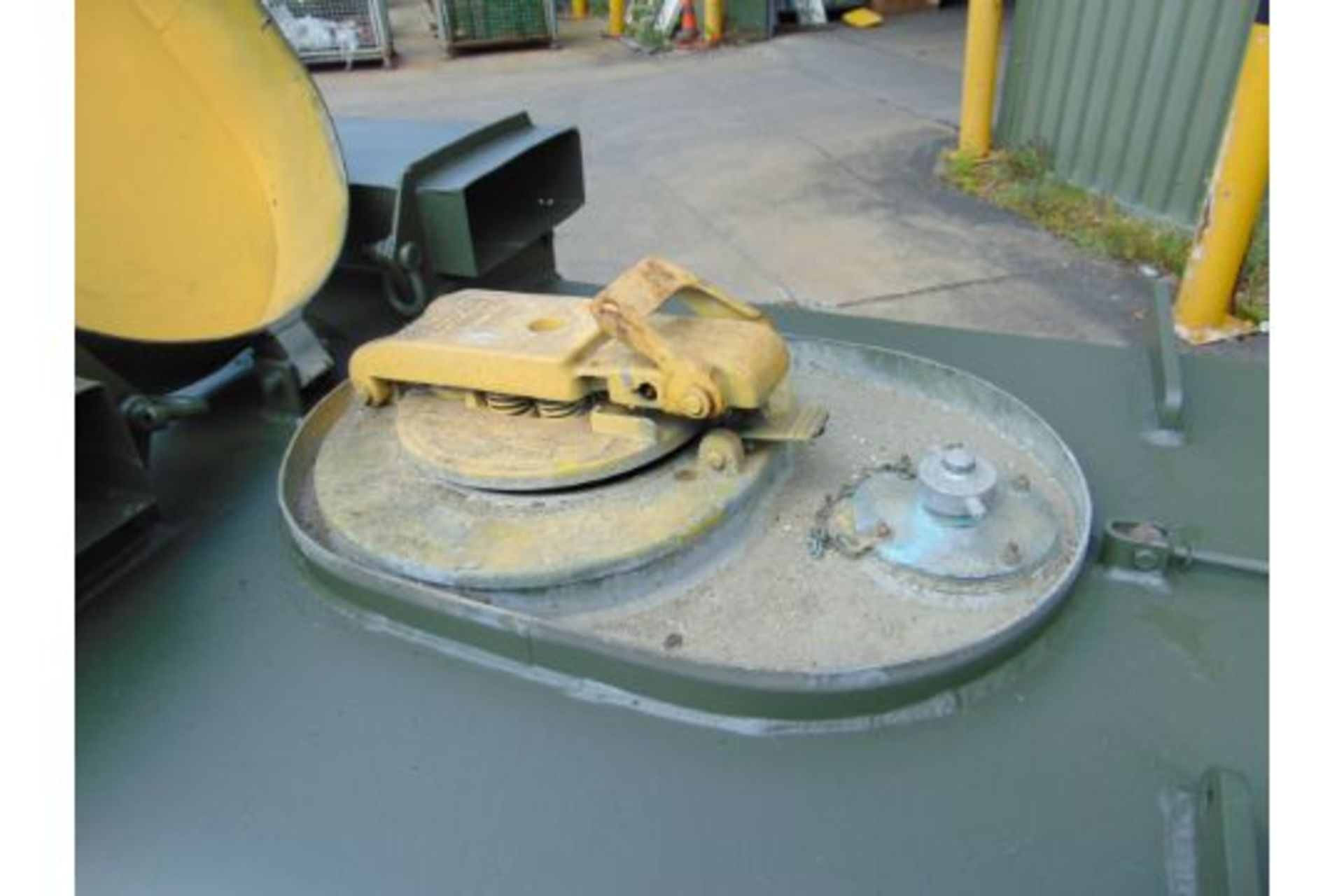 Gloster Saro 2,200 Ltr Aluminium Fuel / Fluid Distribution Tank - Image 12 of 15