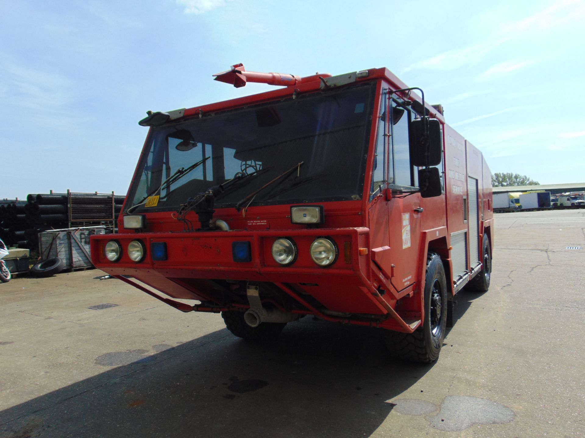 Unipower 4 x 4 Airport Fire Fighting Appliance - Rapid Intervention Vehicle - Image 4 of 73