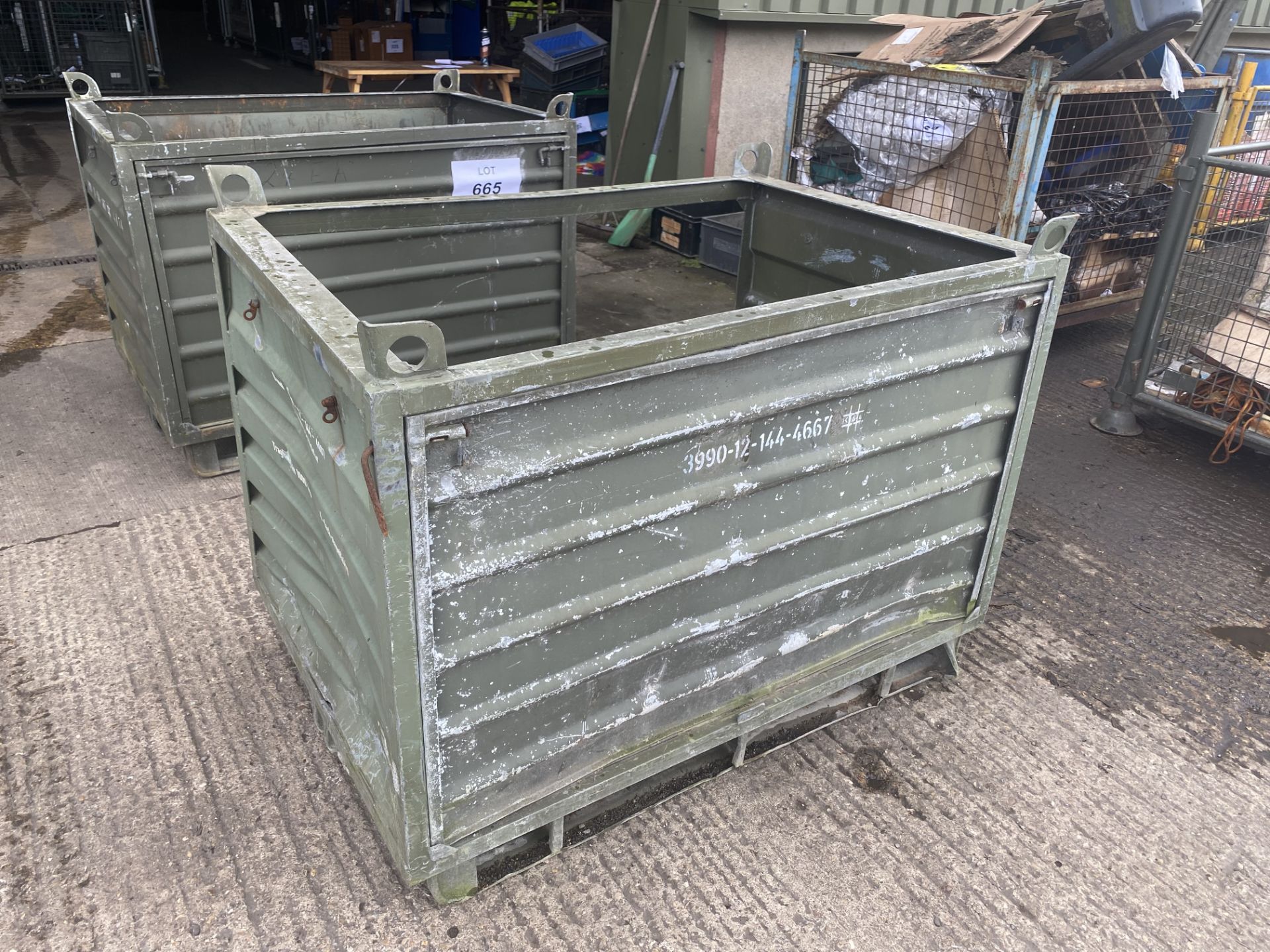 1 x Metal Storage / Transport Crate with Fold down side, Size 130 x 90 x 90 cm - Image 2 of 7