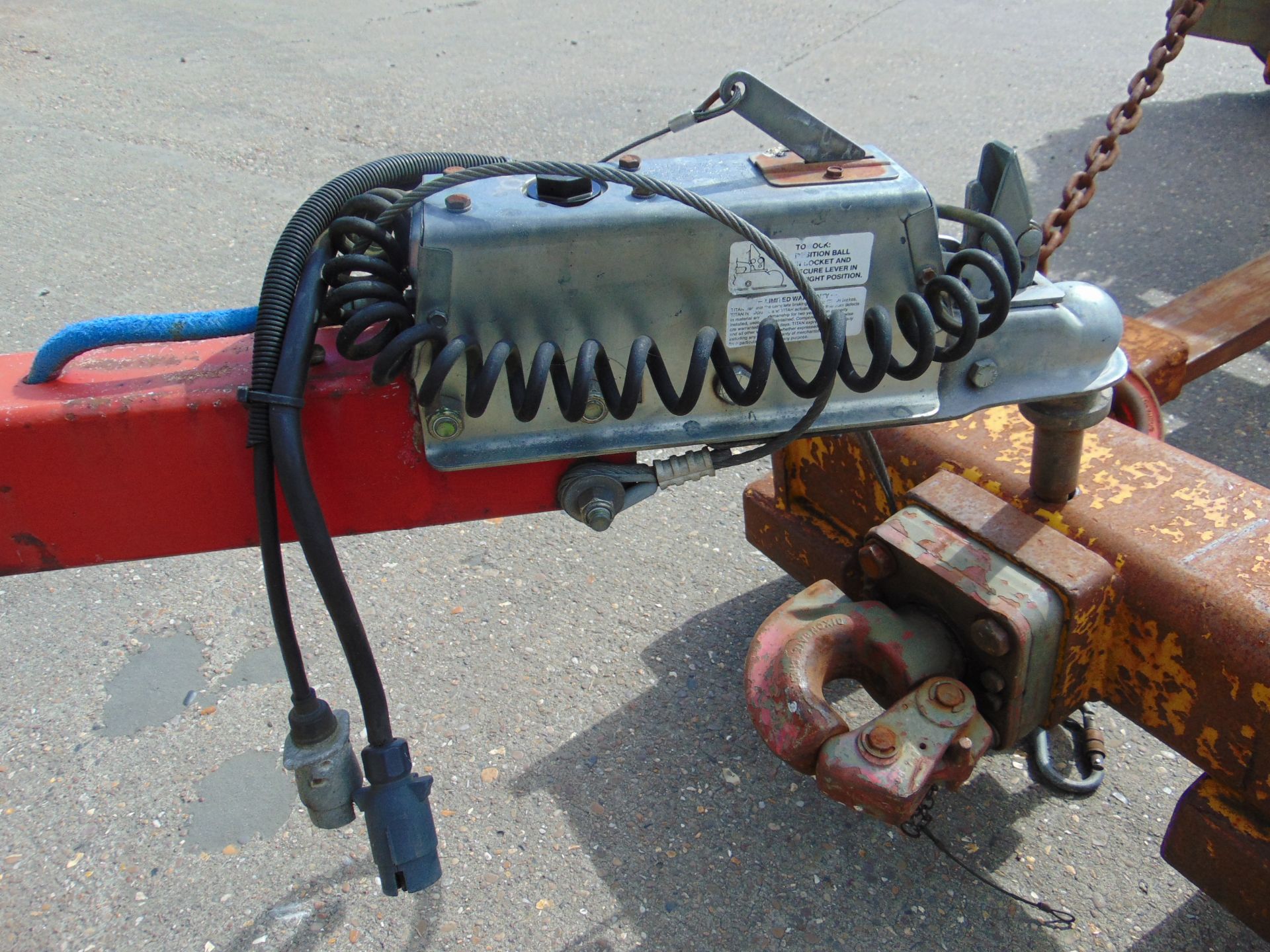 Vertical Reality Spider Mountain climbing system on mobile transport trailer - Image 33 of 47