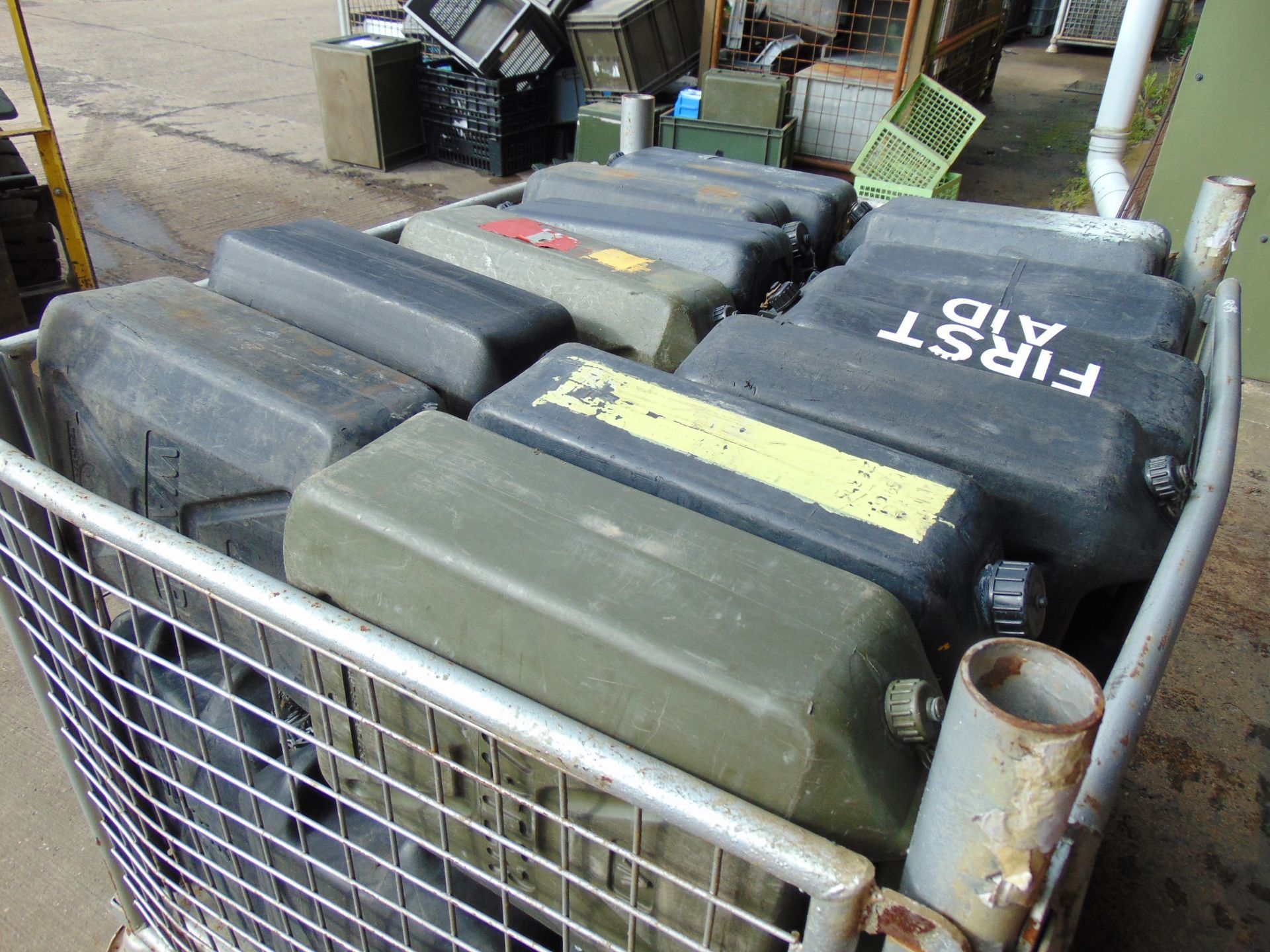 24 x British Army 5 Gall Water Jerry Cans from MoD - Image 2 of 9
