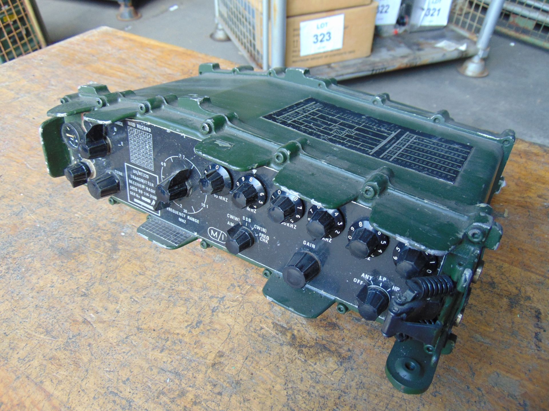 Clansman UK RT/320 HF British Army Transmitter Receiver - Image 2 of 5