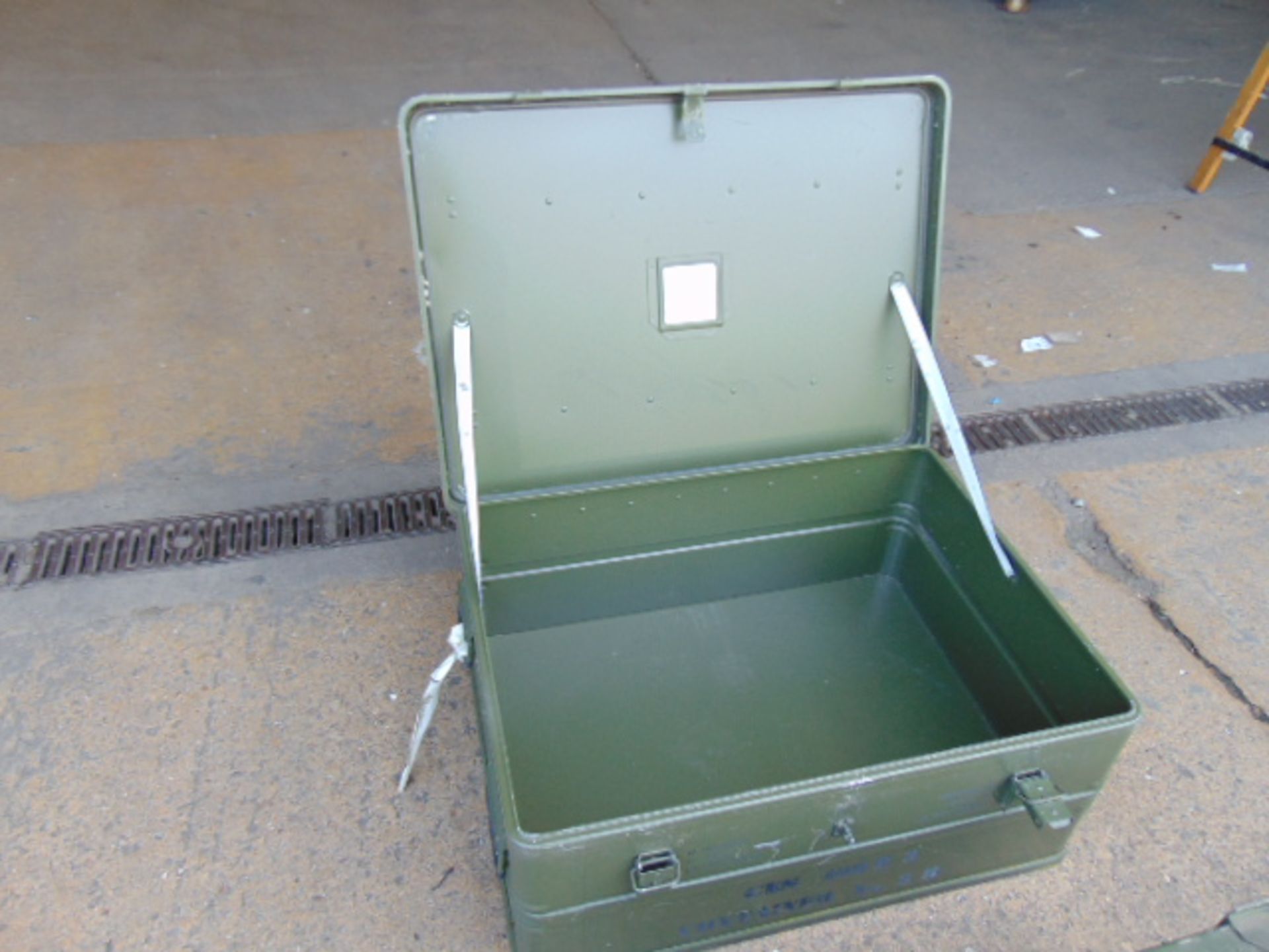 A1 British Army Zarges Type Waterproof Stacking Equipment Case as Shown - Image 3 of 5