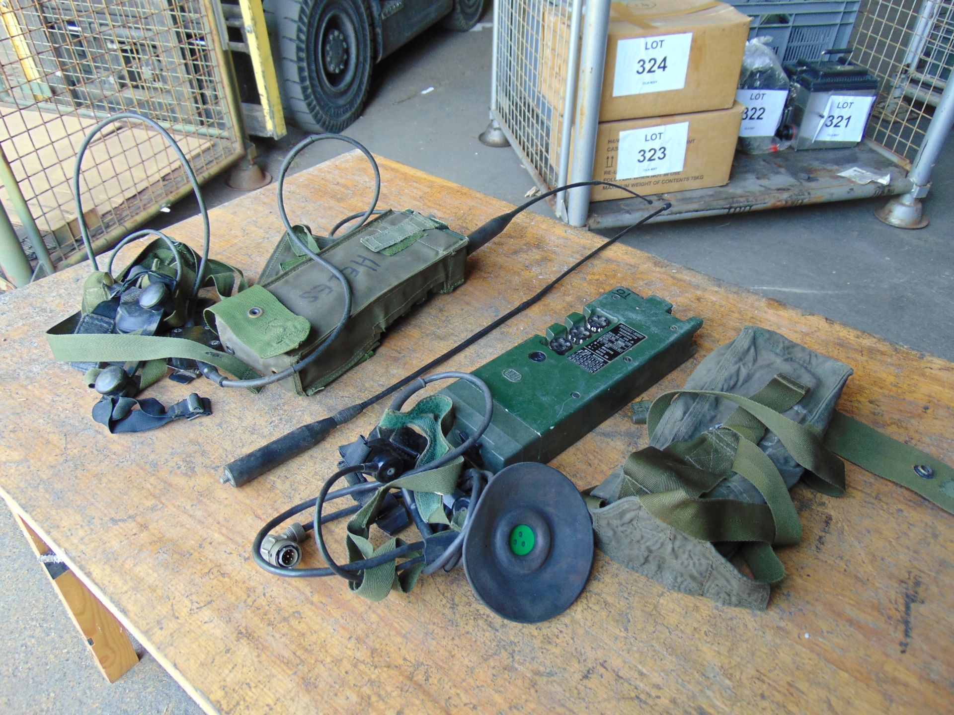 2 x RT 349 British Army Transmitter / Receiver c/w Pouch, Headset, Antenna and Battery Cassette - Image 4 of 5