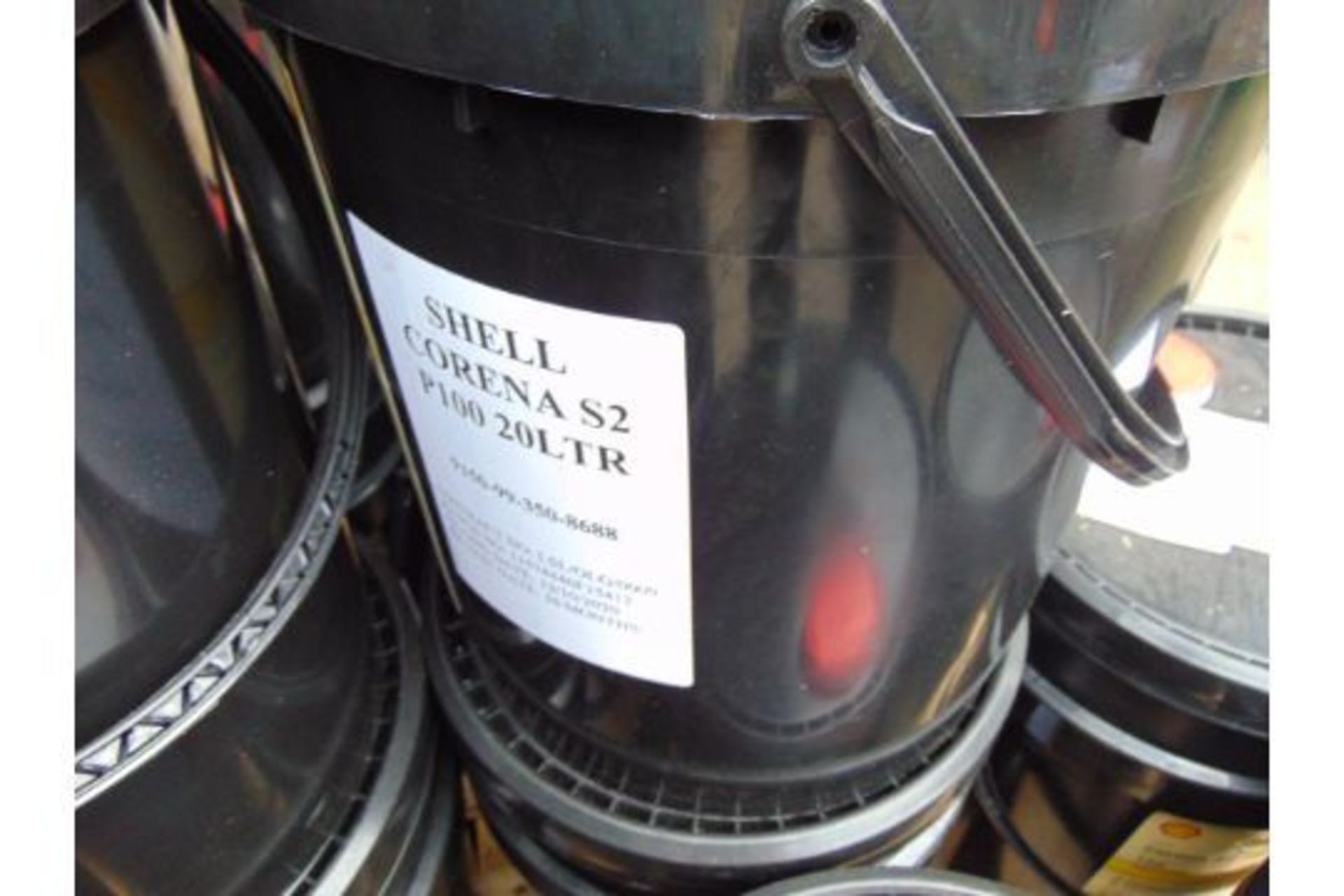 9 x 20 Litre Drums of Shell Corena S2 P100, New Unissued MoD Reserve Stocks - Image 4 of 4