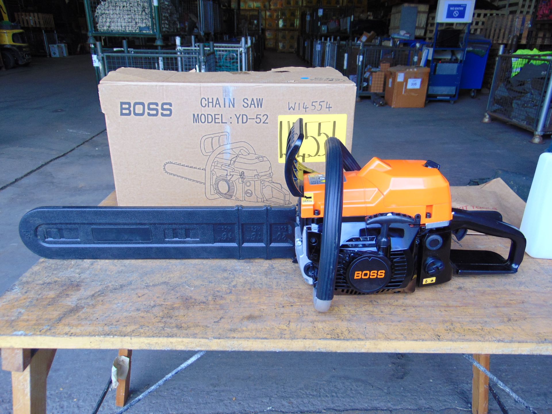 New & Unused Boss Petrol Chain Saw YD-52 - Image 3 of 16