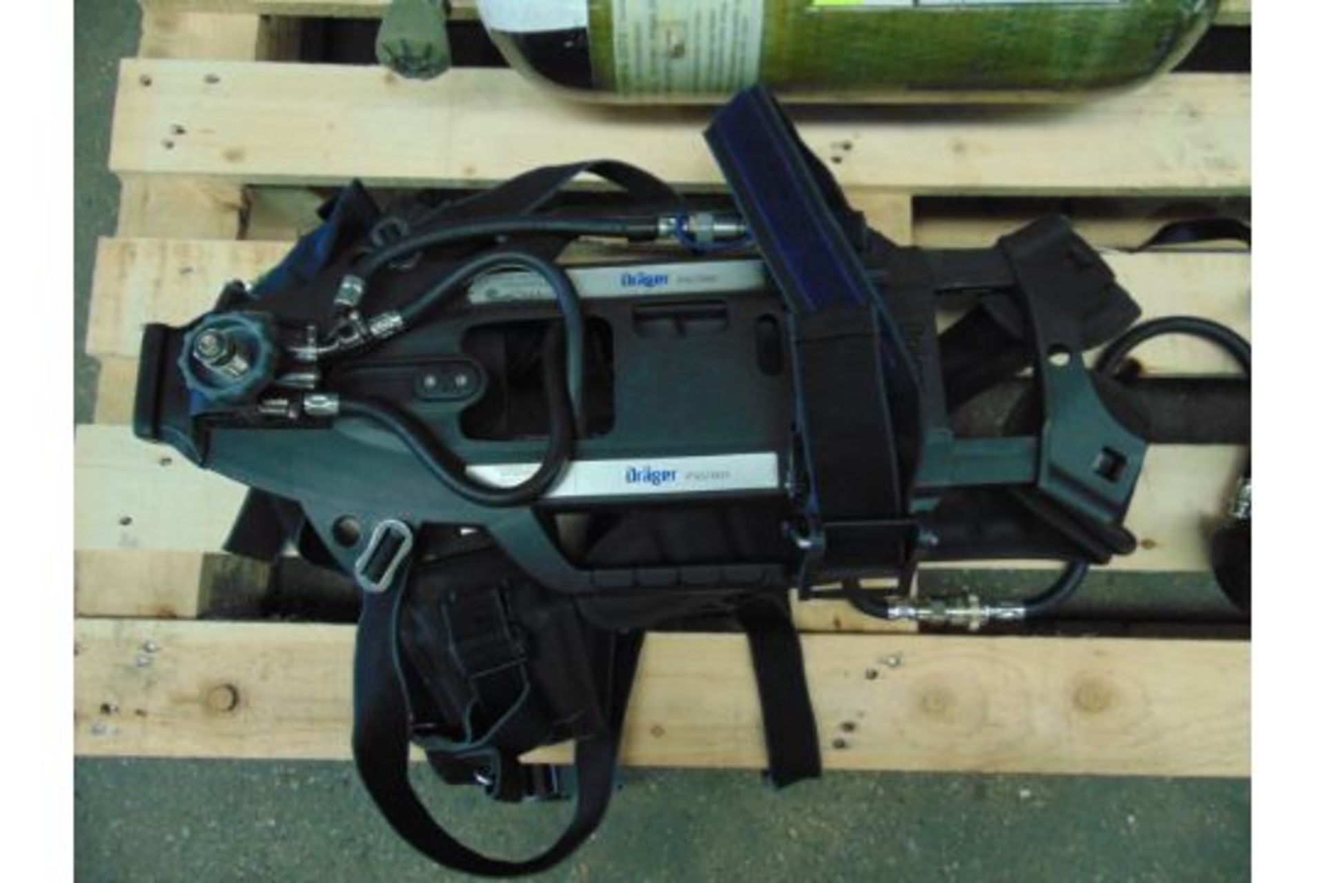5 x Drager PSS 7000 Self Contained Breathing Apparatus w/ 10 x Drager 300 Bar Air Cylinders - Image 11 of 20