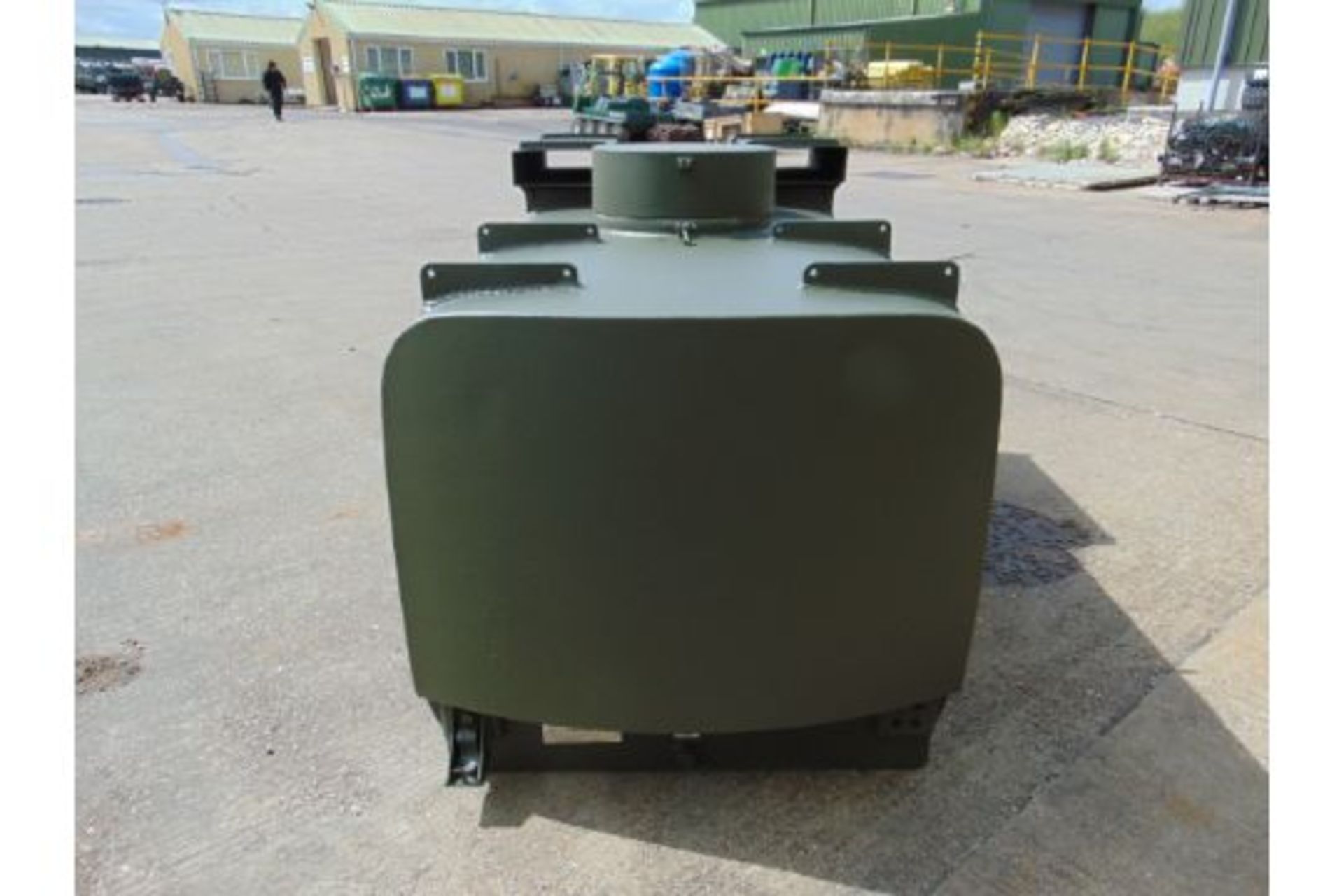 Gloster Saro 2,200 Ltr Aluminium Fuel / Fluid Distribution Tank - Image 5 of 15