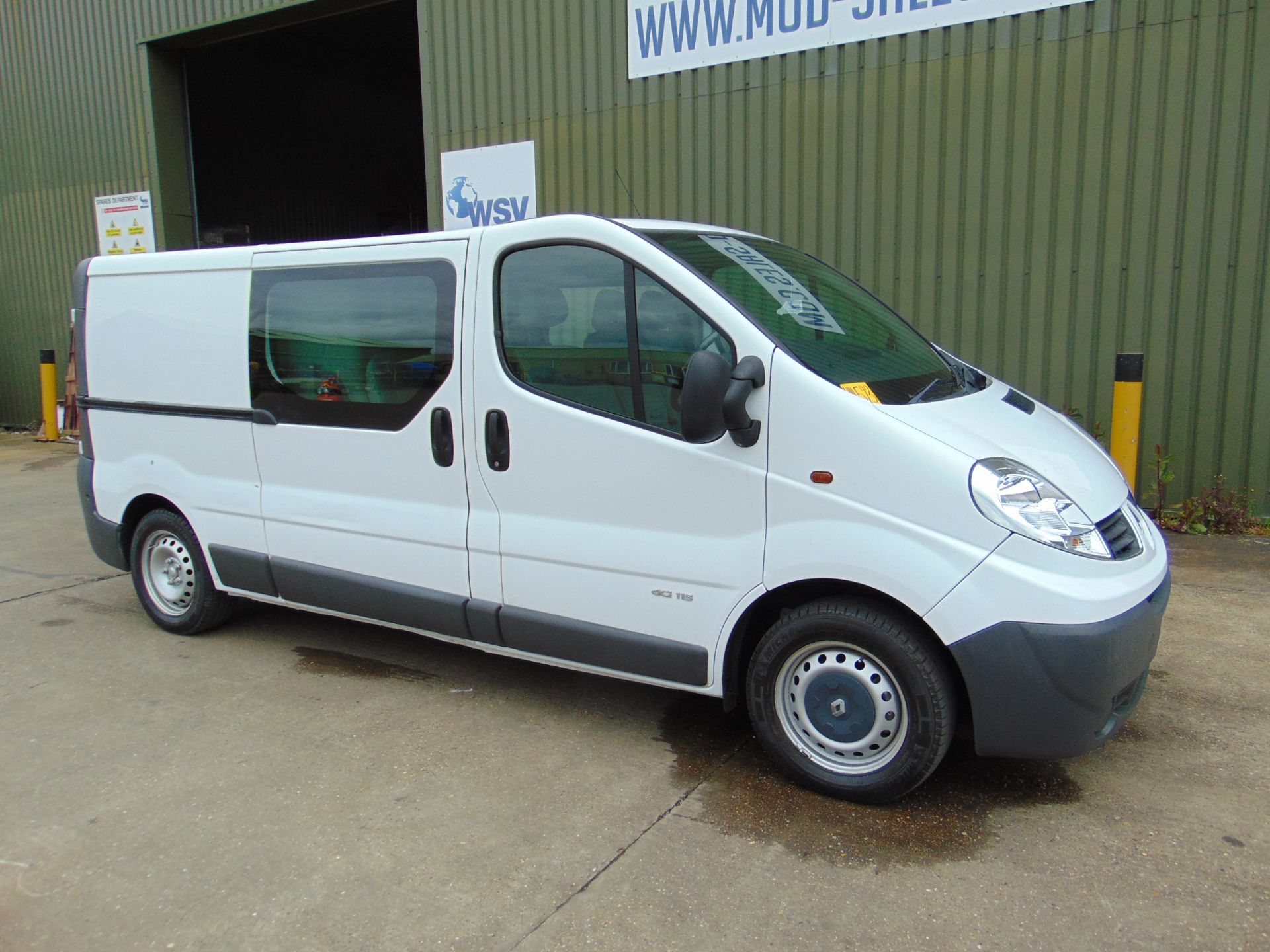 2007 Renault Trafic dCI 115 - 2ltr Diesel - 6 Seater Crew Van - Image 6 of 54