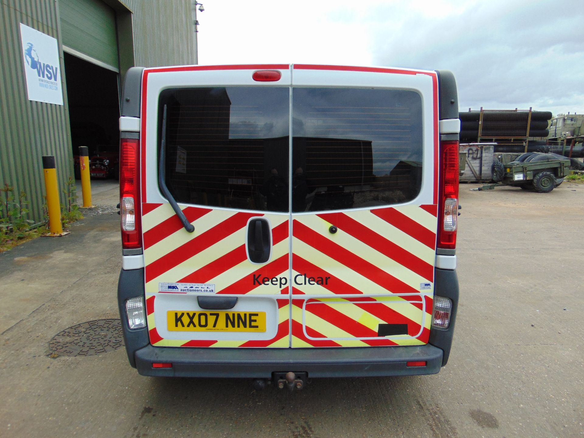 2007 Renault Trafic dCI 115 - 2ltr Diesel - 6 Seater Crew Van - Image 13 of 54