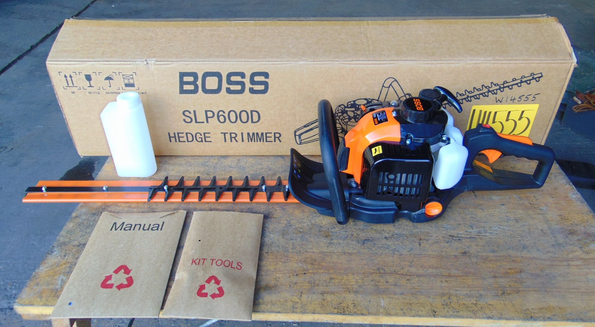 New & Unused Boss Petrol Hedge Trimmer SLP600D - Image 2 of 15