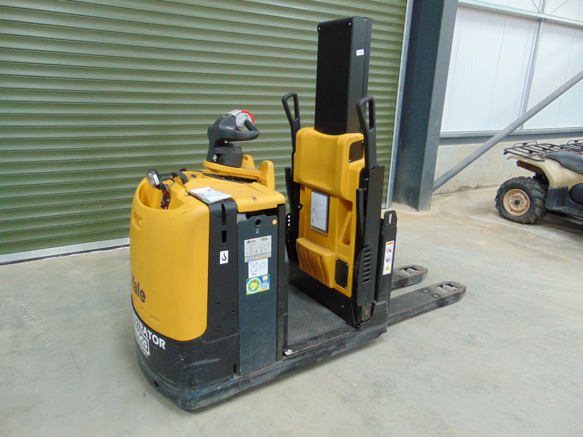 2021 Yale MO20 Electric Low Level Order Picker w/ Battery Charger - Image 4 of 35