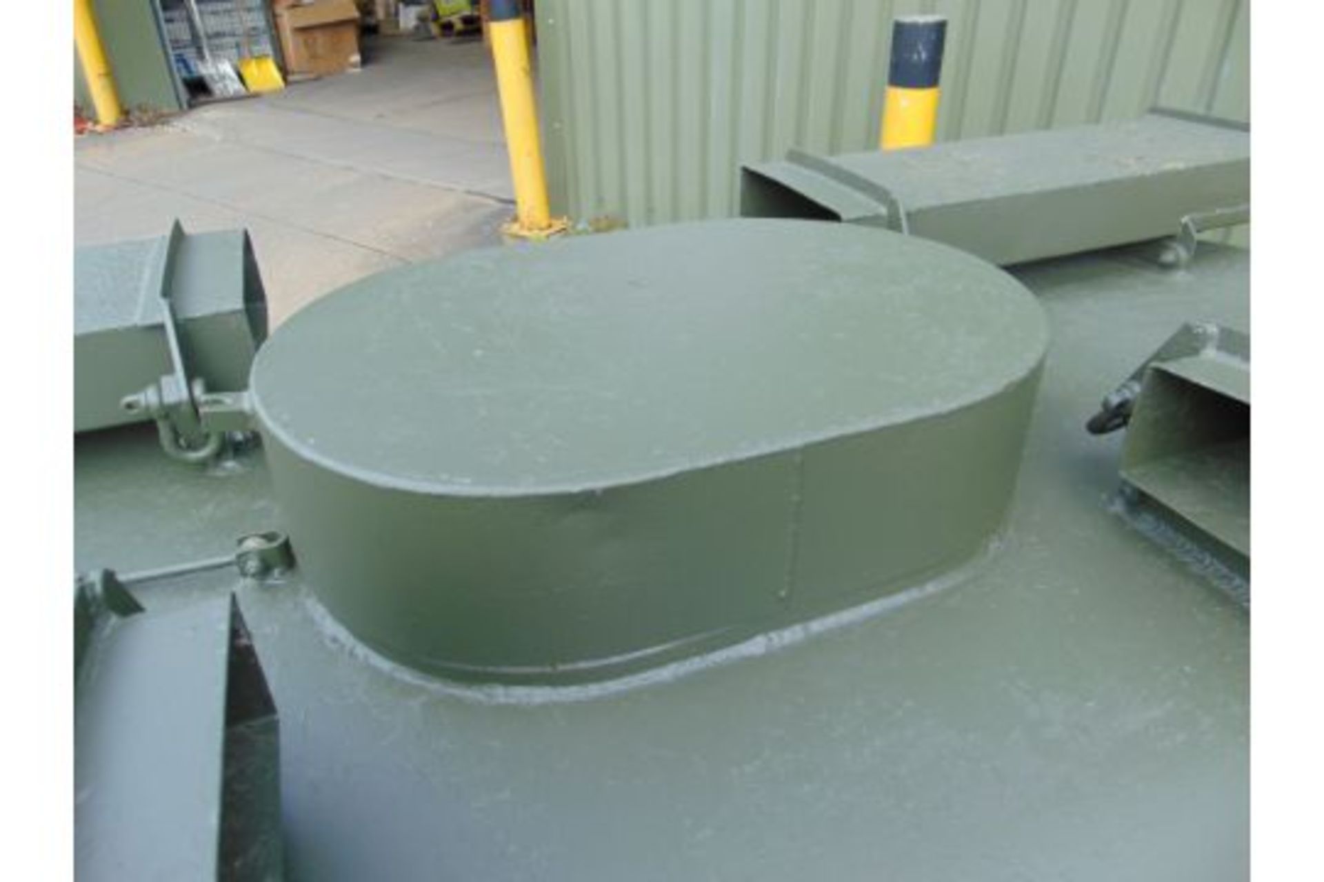 Gloster Saro 2,200 Ltr Aluminium Fuel / Fluid Distribution Tank - Image 8 of 12