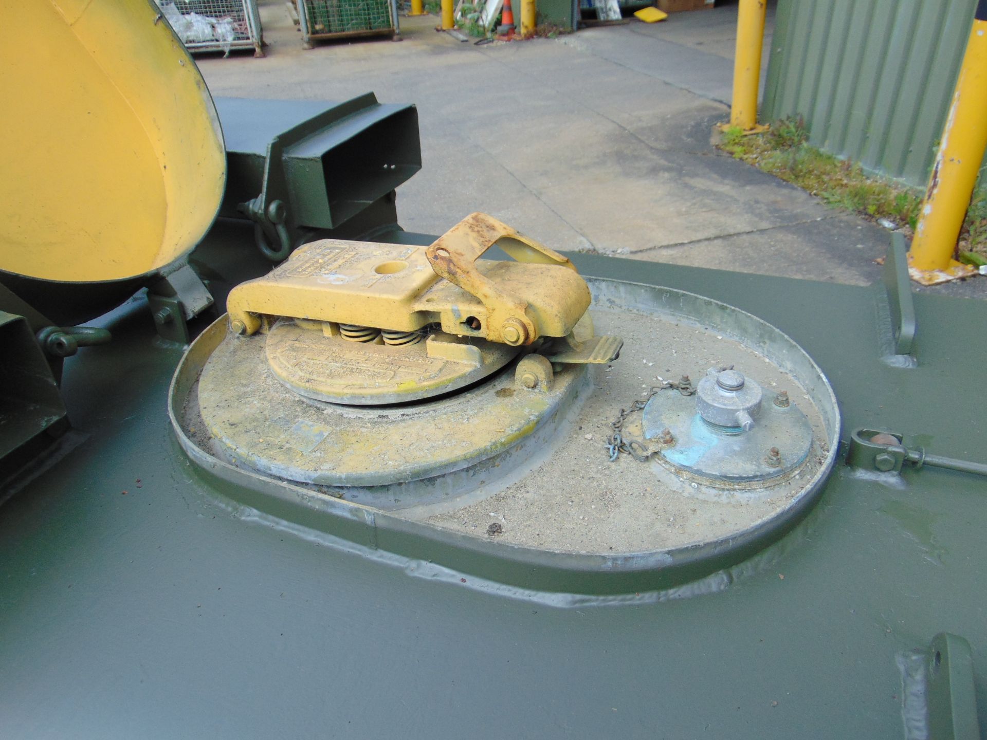 Gloster Saro 2,200 Ltr Aluminium Fuel / Fluid Distribution Tank - Image 12 of 15