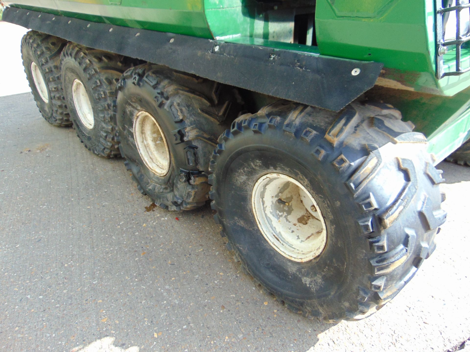 Scot-Track Glen Almond 8 x 8 All-Terrain Vehicle w/ Detachable Tracks Kubota Turbo Diesel Engine - Image 14 of 32