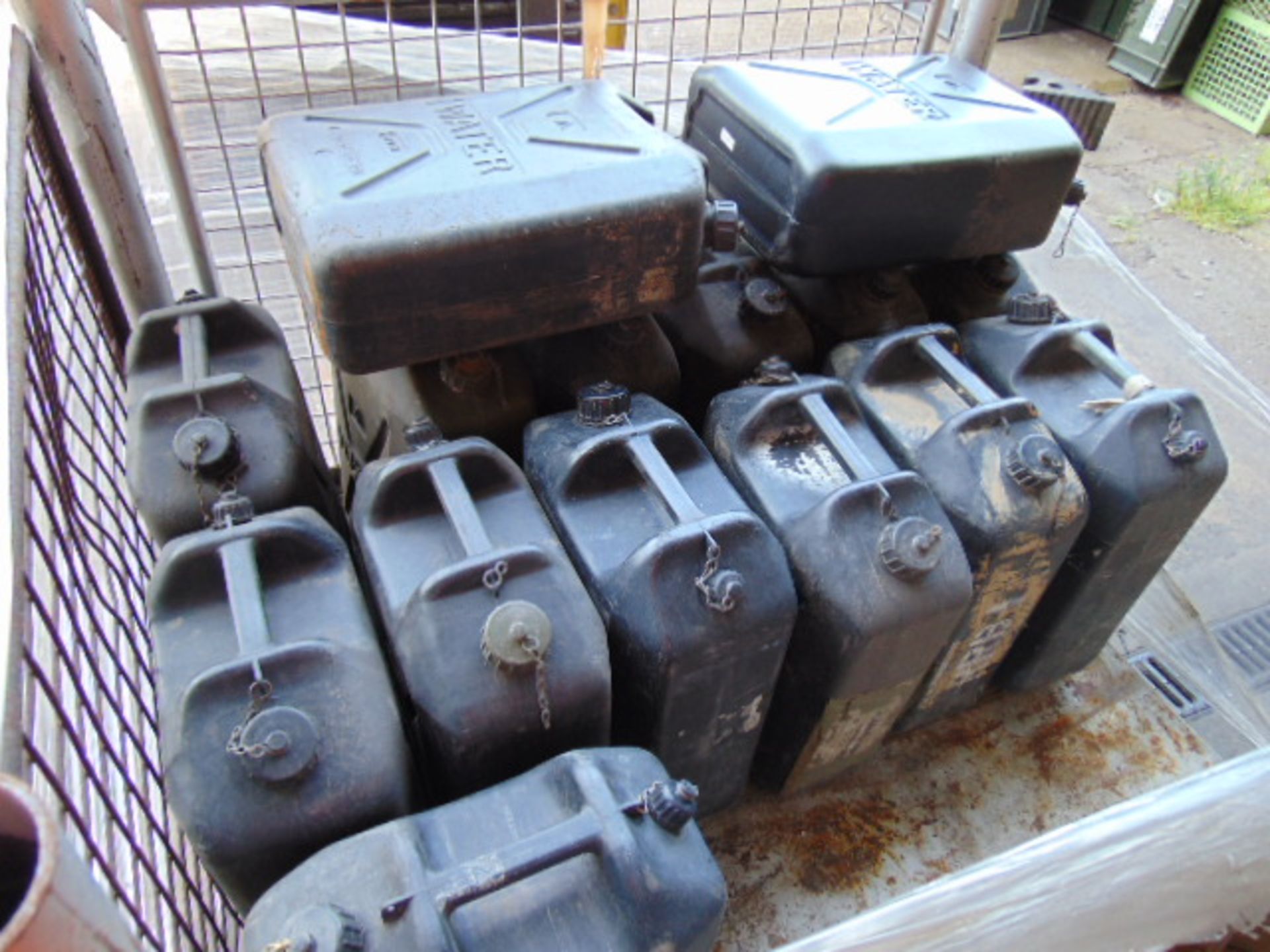 Q 15 x British Army Jerry Cans Water - Image 3 of 5