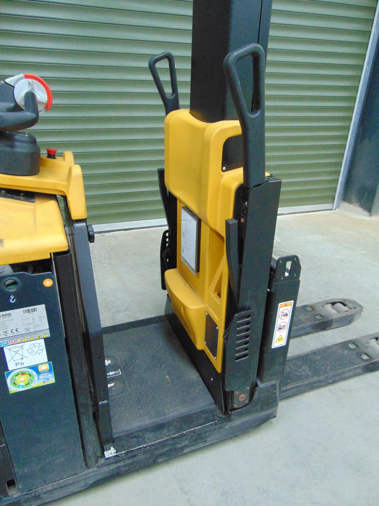 2021 Yale MO20 Electric Low Level Order Picker w/ Battery Charger - Image 10 of 35