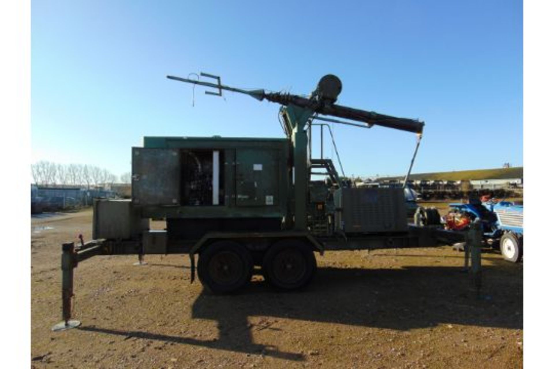 Telescopic Mast Trailer - Air Operated -50 KVA Silenced Perkins Diesel Engine From MOD - Image 5 of 37