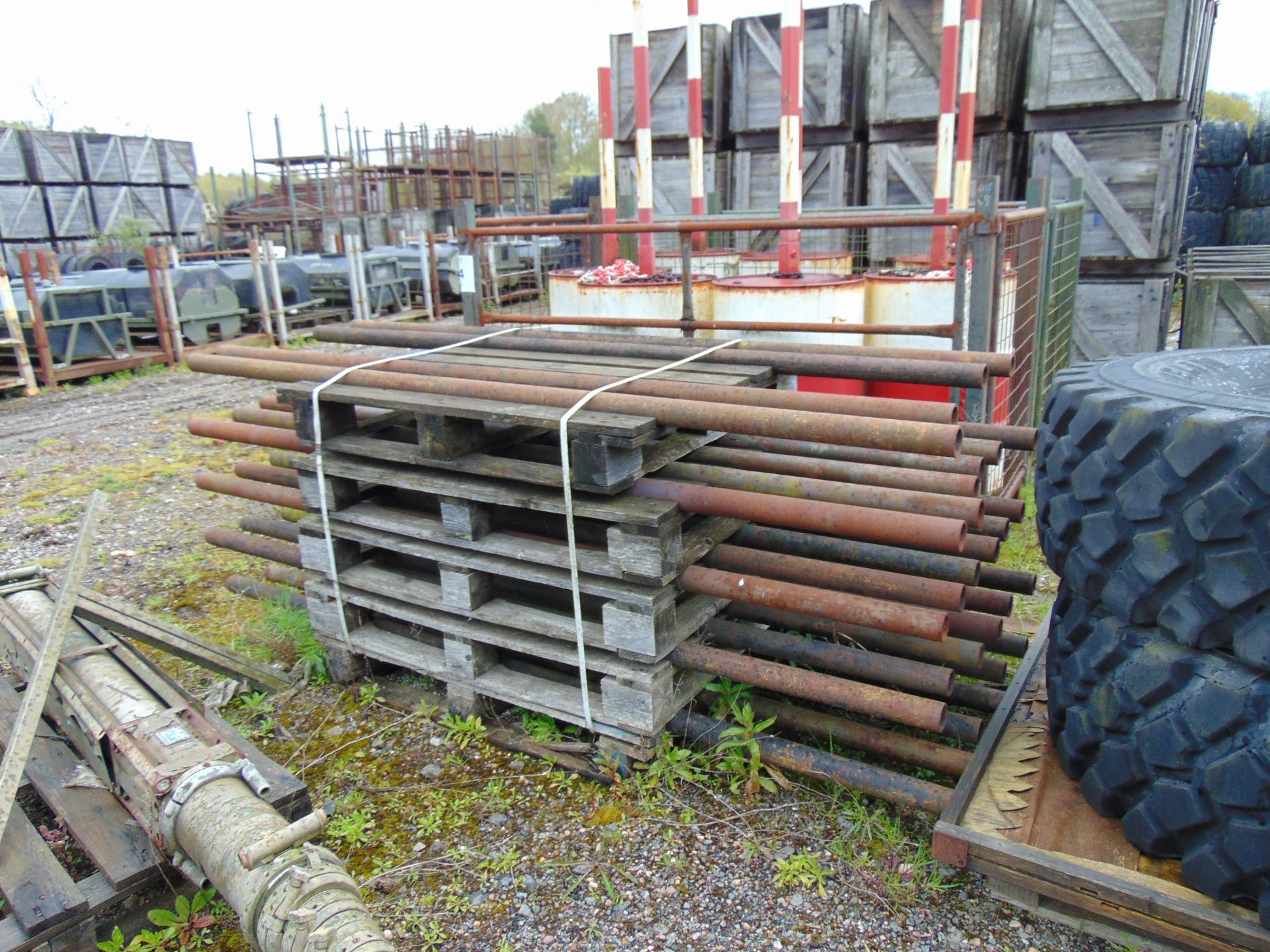 28 x 10ft Steel Poles from MoD - Image 5 of 5
