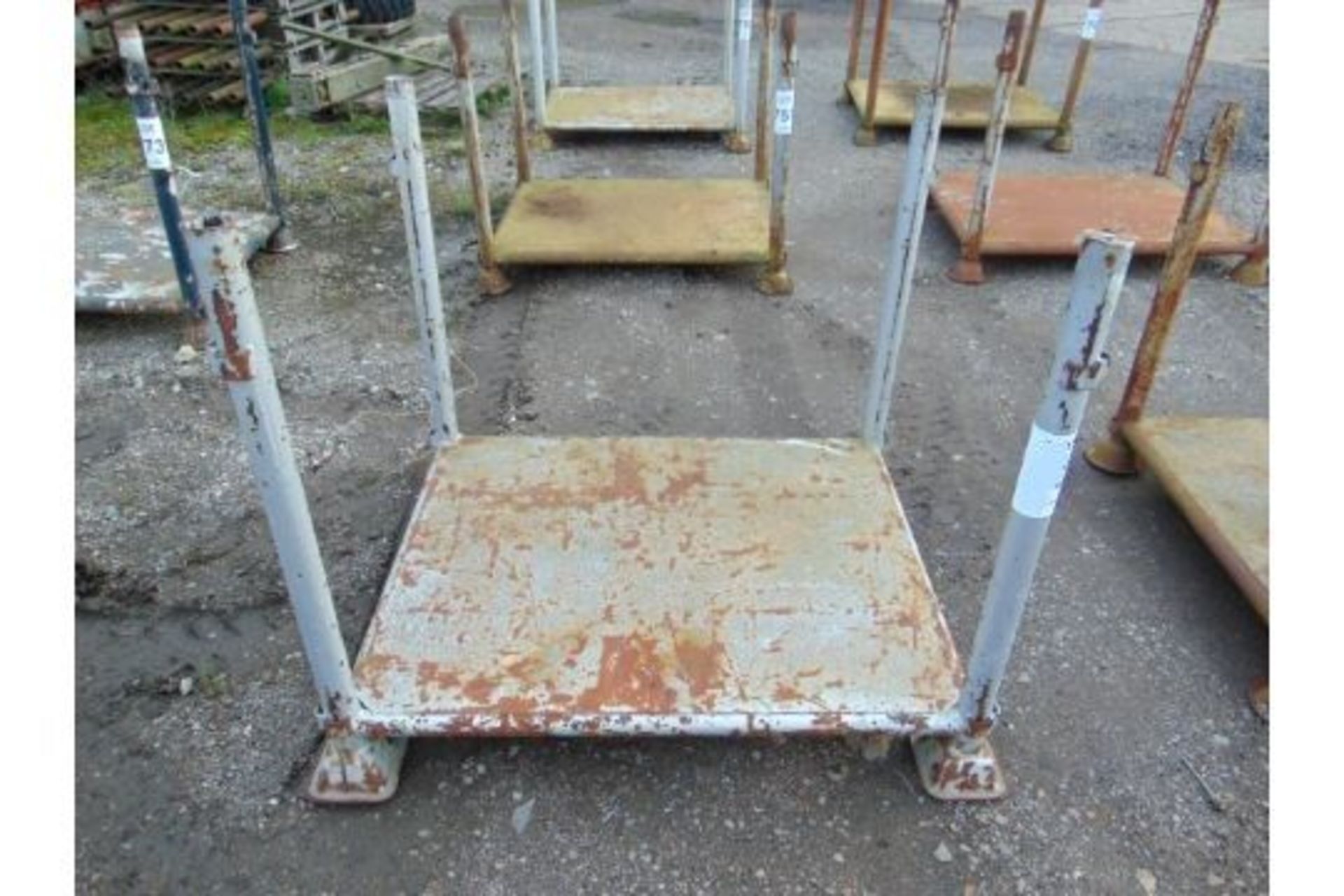 MOD STEEL STACKING POST STILLAGE