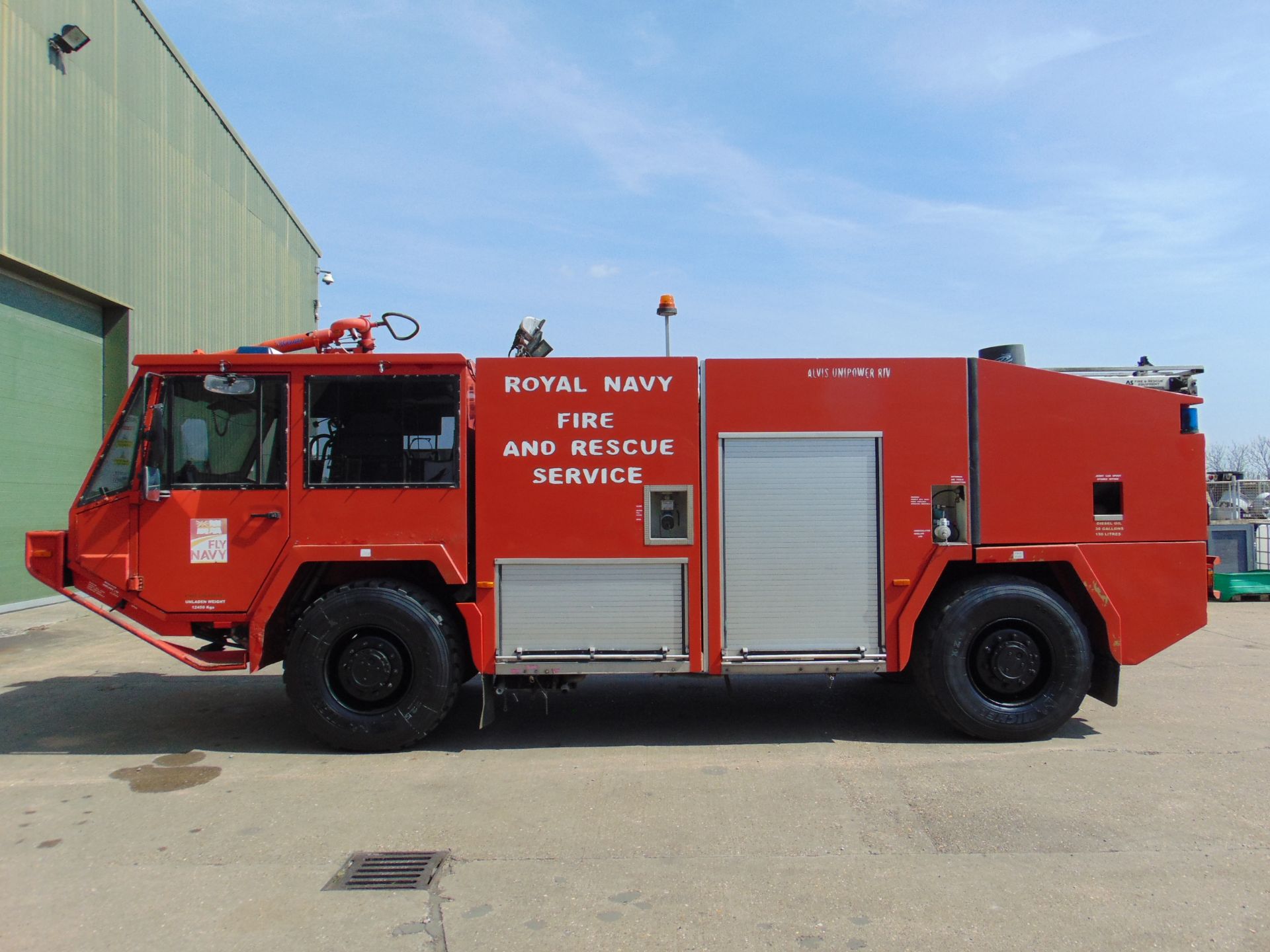 Unipower 4 x 4 Airport Fire Fighting Appliance - Rapid Intervention Vehicle - Image 17 of 73