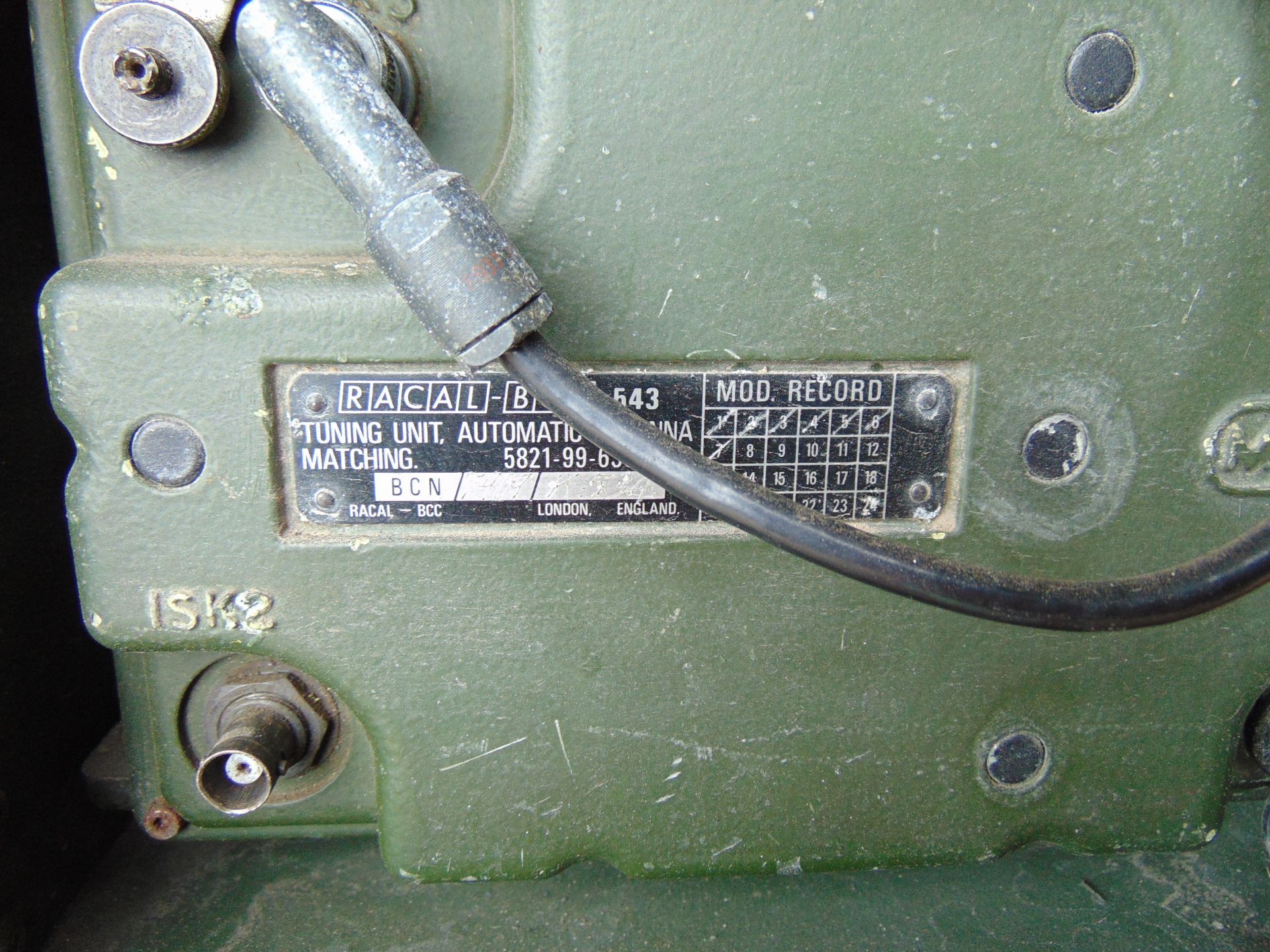 Clansman Land Rover Wing Box c/w Tuner and Antenna Base Getting Hard to Find - Image 4 of 7