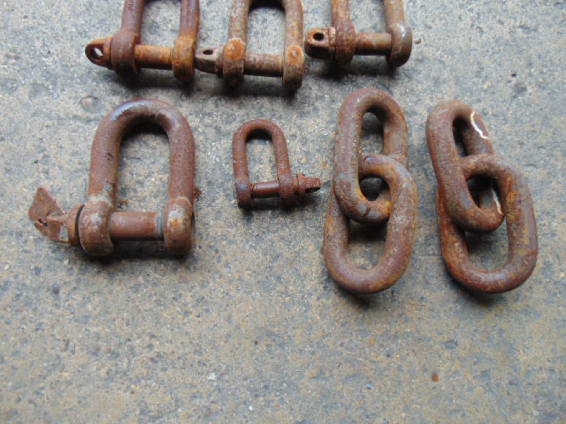 8 x Lifting Shackles - Image 5 of 7