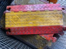 10 X LINEBACKER CABLE RAMP PROTECTORS.