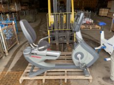 LIFE FITNESS HORIZONTAL SEATED EXERCISE BIKE.