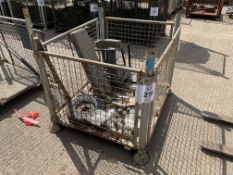 .! X STILLAGE: VARIOUS LANDROVER SPARES.